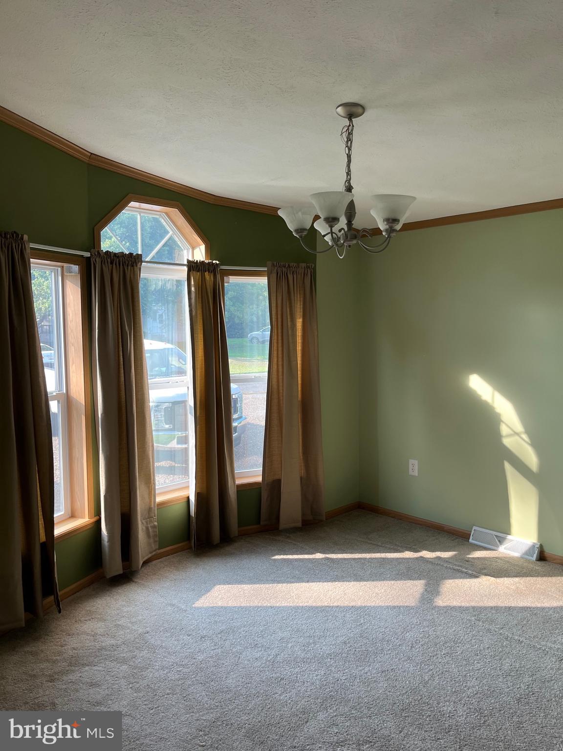 WOODLAWN ESTATES - Residential