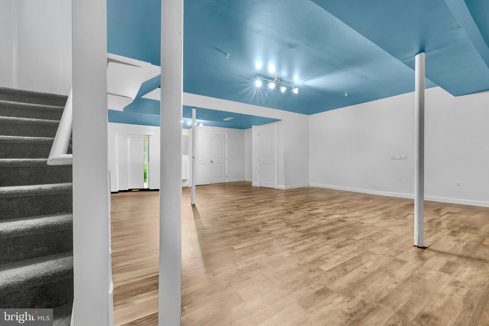 PINERIDGE - Residential