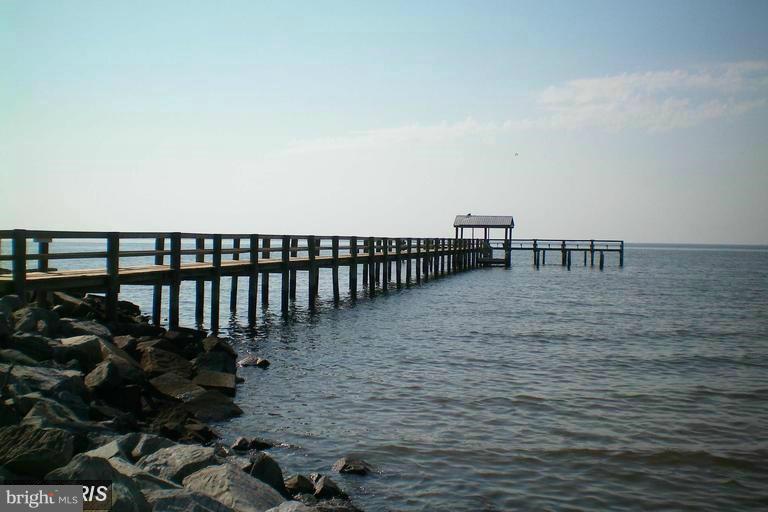 FRANKLIN MANOR BEACH - Residential