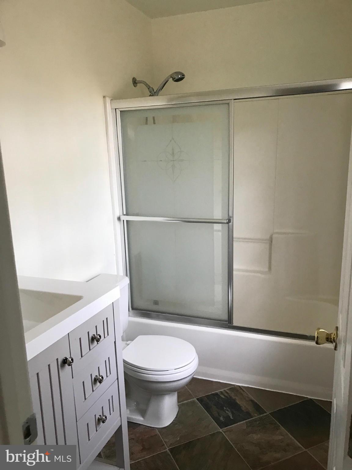 FRANKLIN MANOR BEACH - Residential