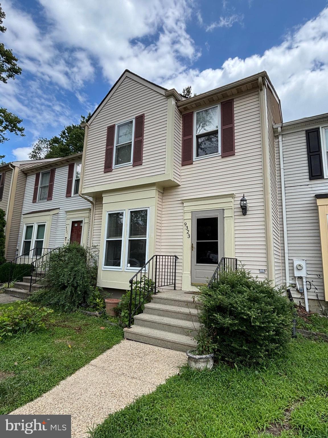 9323 CABOT COURT