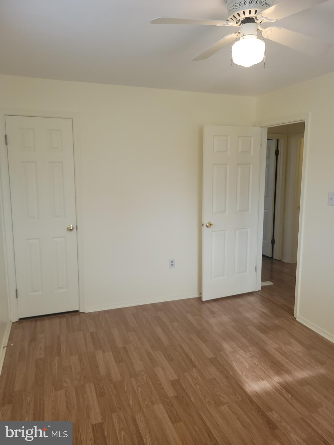 VILLAGE OF VALLEY GREEN - Residential
