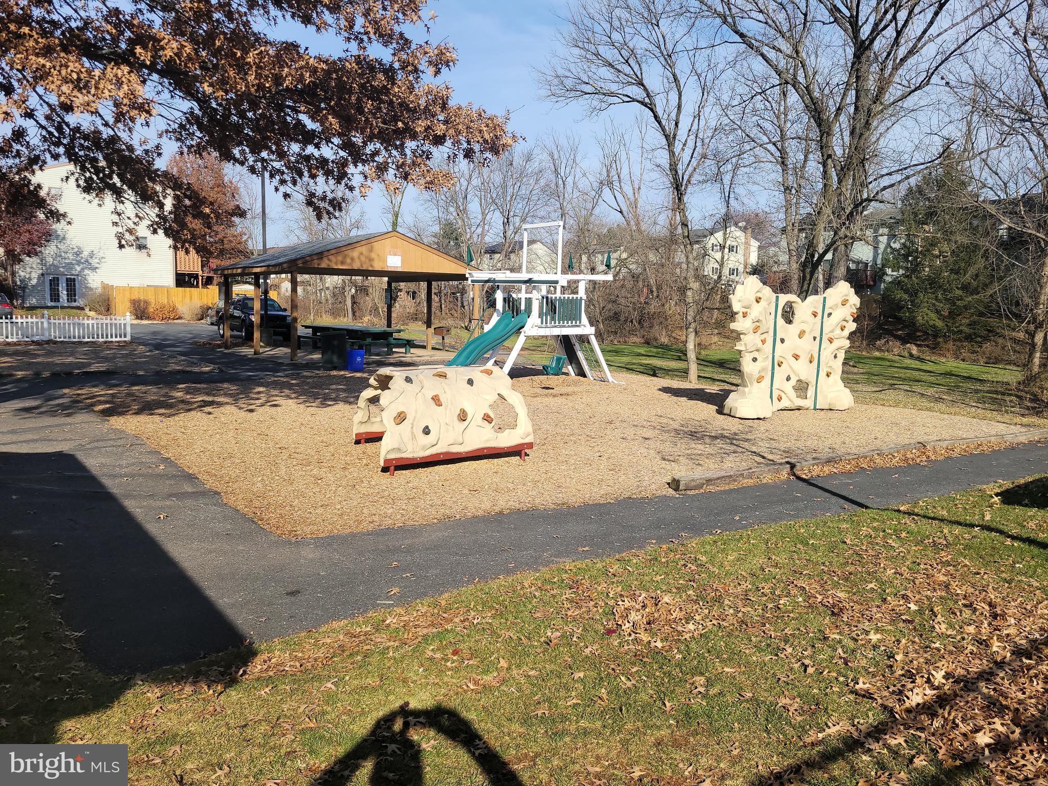 VILLAGE OF VALLEY GREEN - Residential