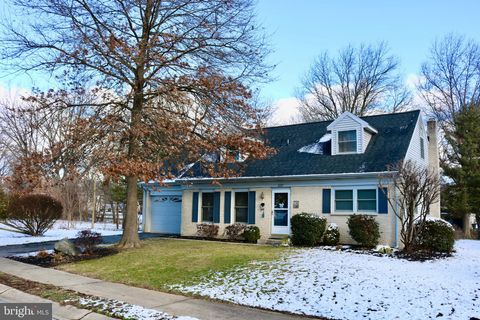 Photo of 237 Skylark Road, LITITZ, PA 17543 (MLS # PALA2060786)