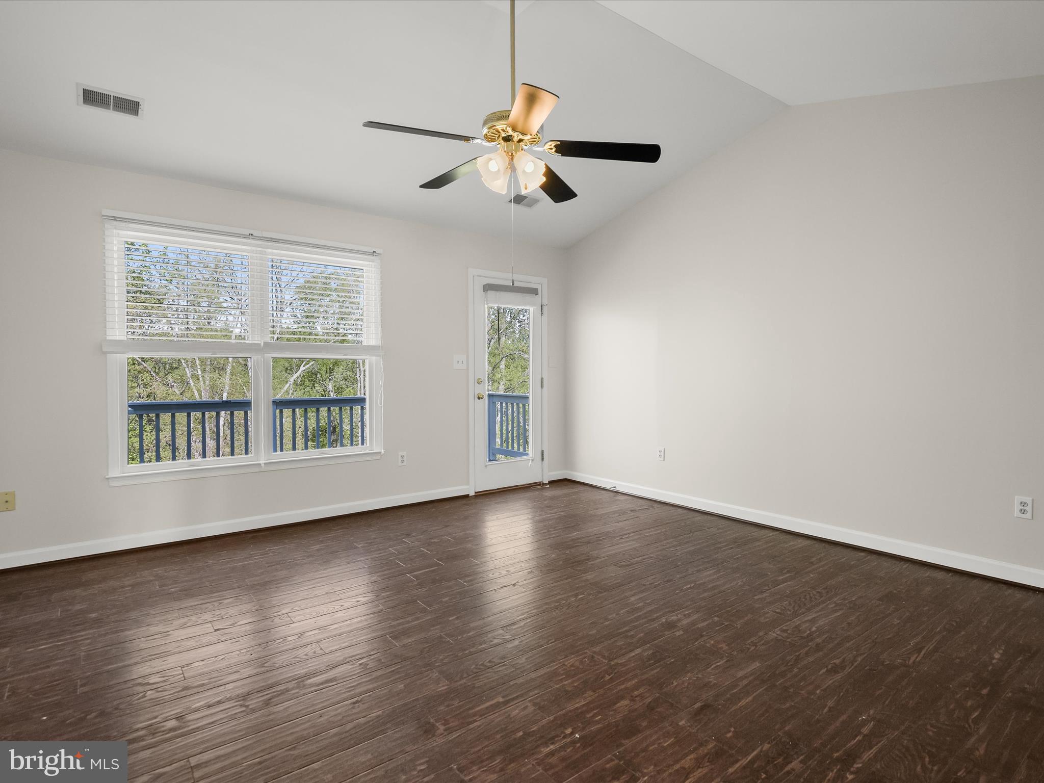 MOUNT HEBRON - Residential