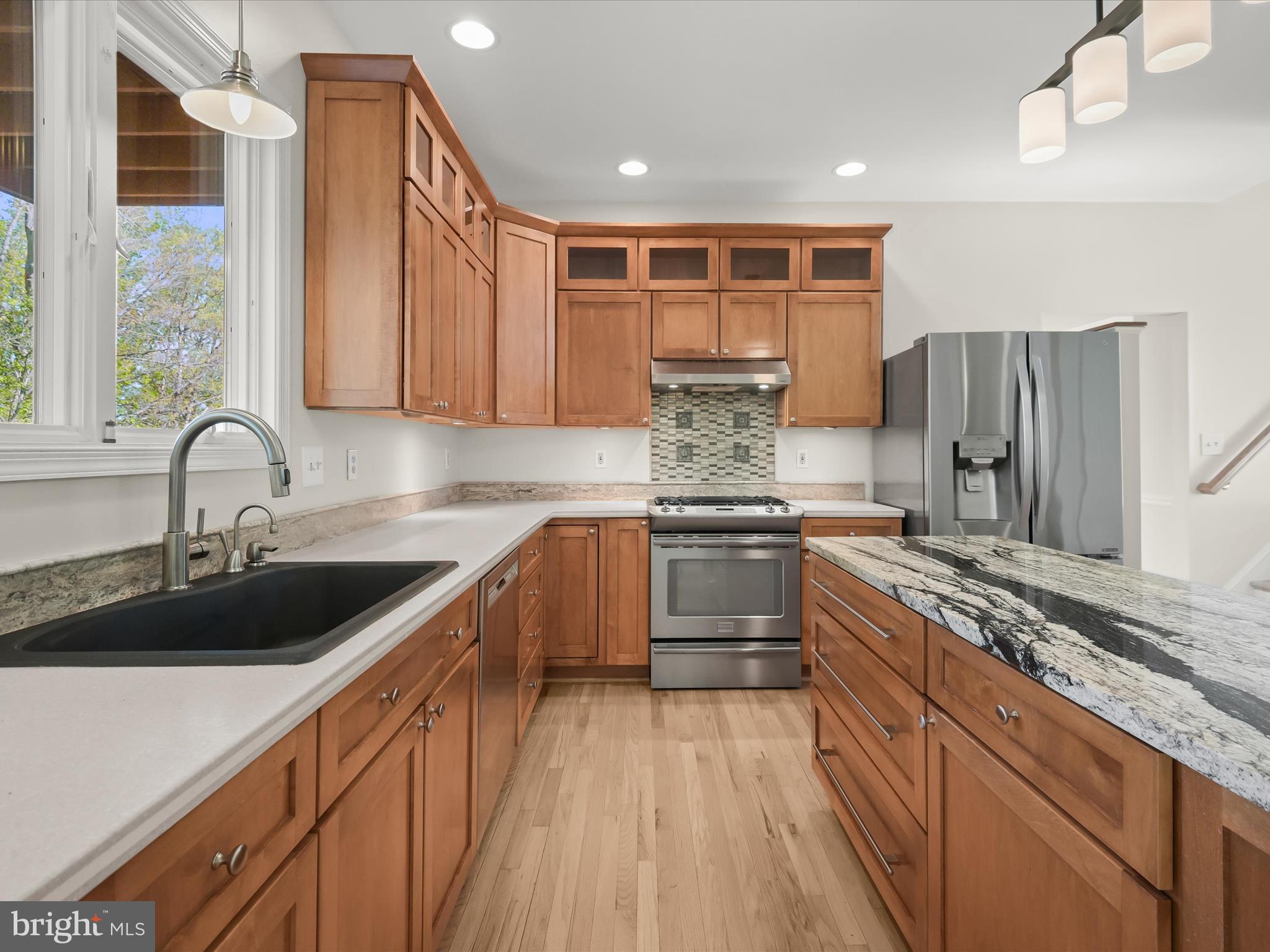 3098 GREENHAVEN COURT