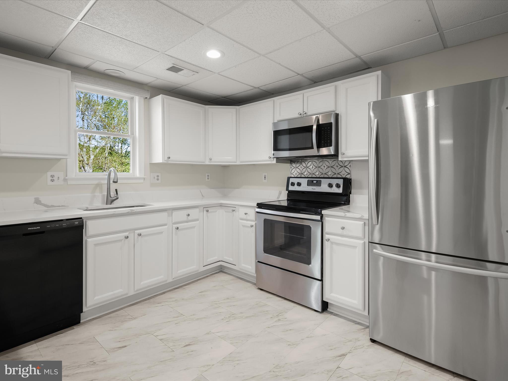 MOUNT HEBRON - Residential