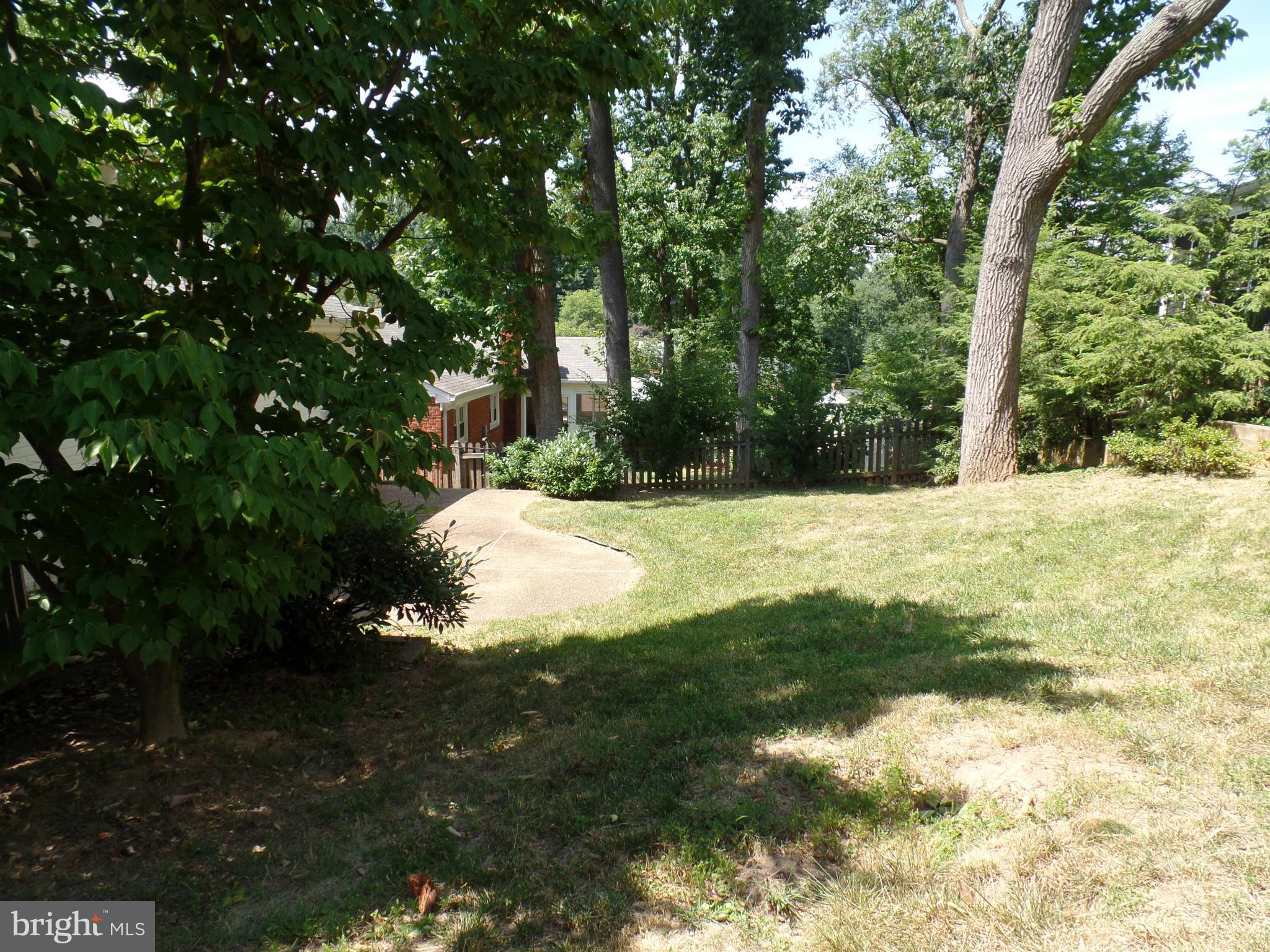 SPY HILL - Residential Lease