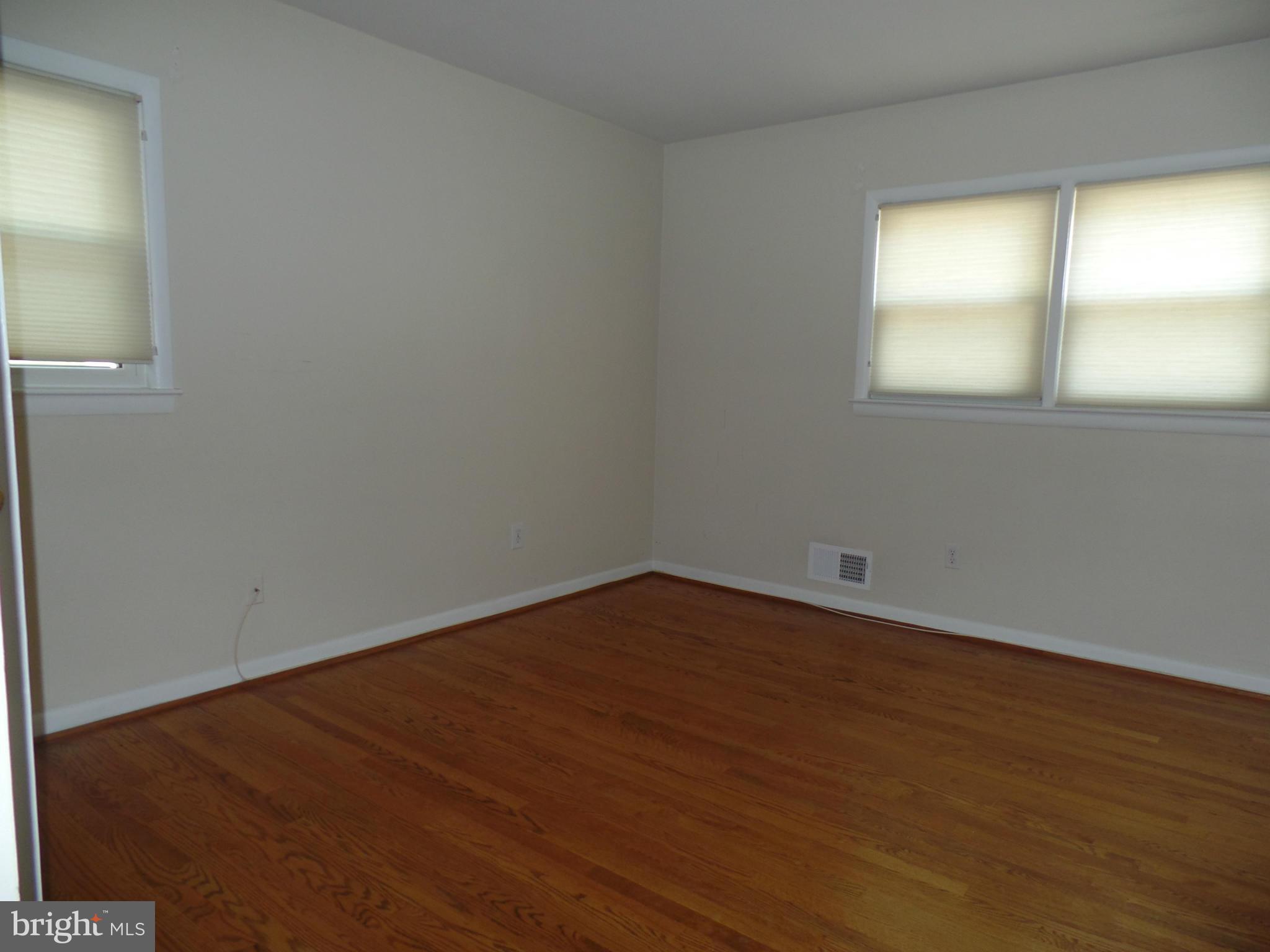 SPY HILL - Residential Lease