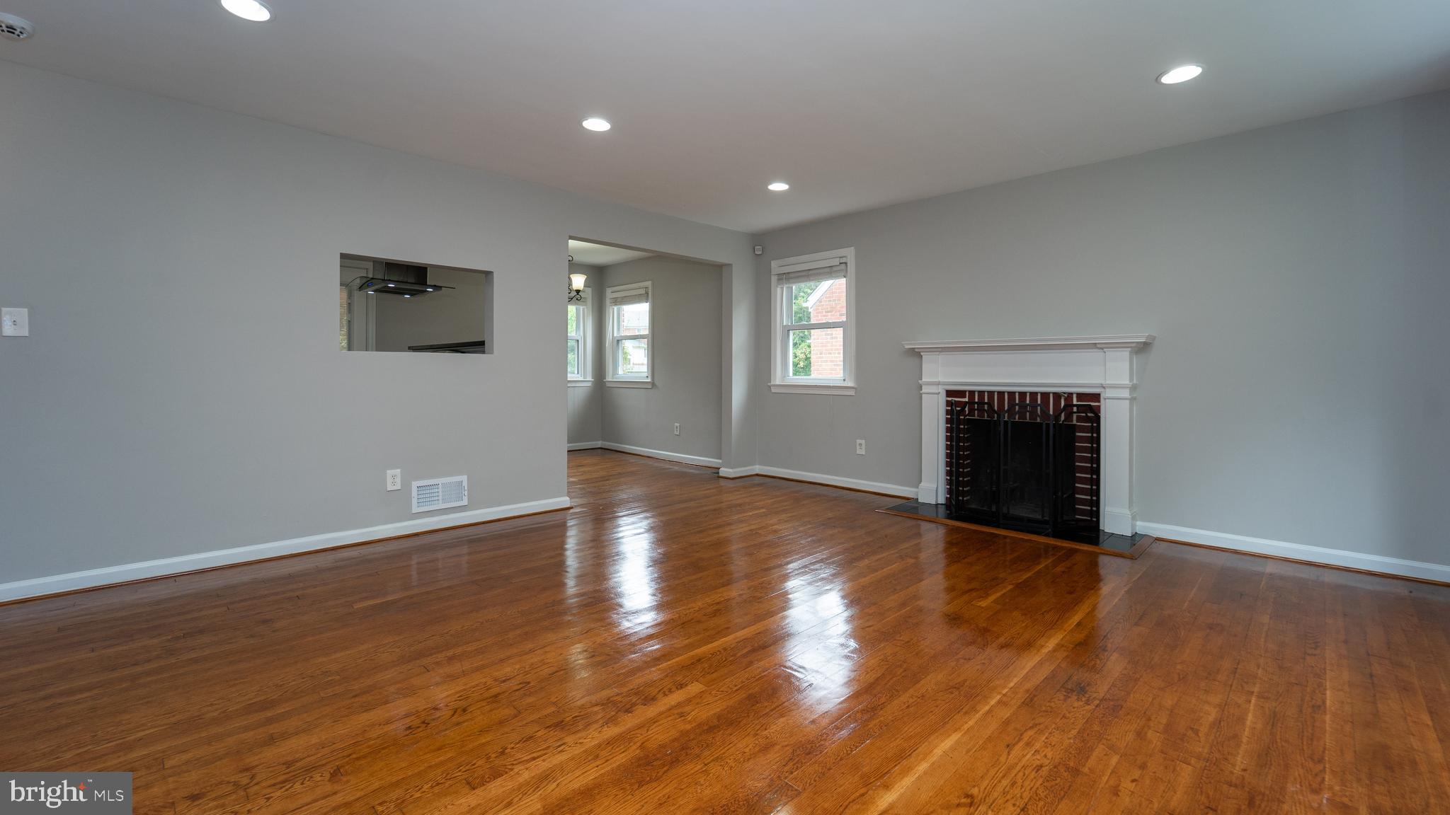 HILLCREST HEIGHTS - Residential