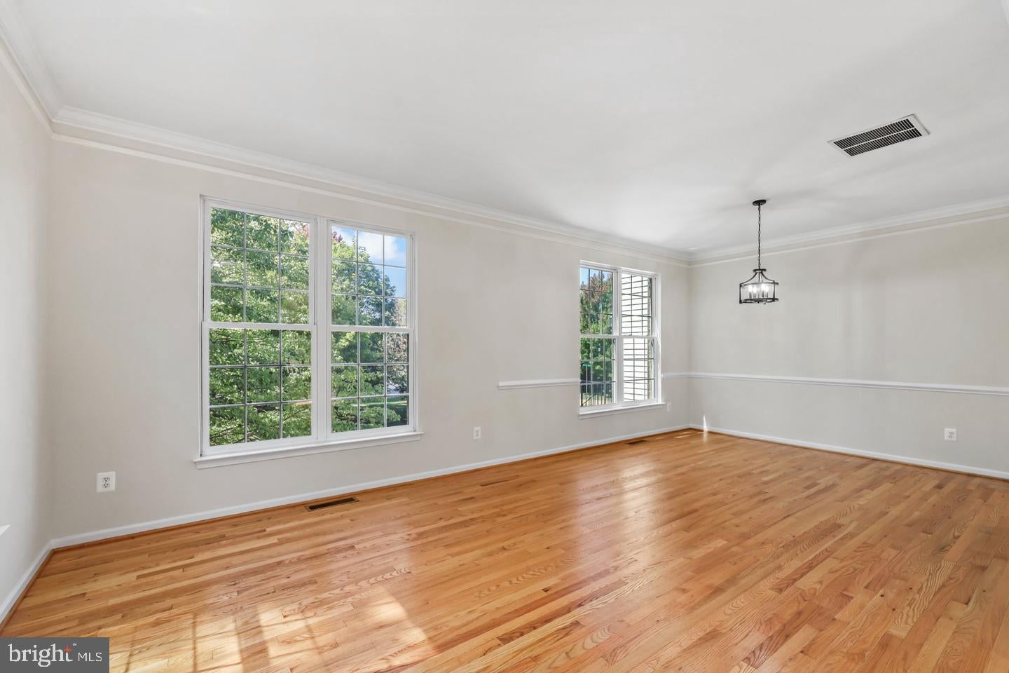 100 IVY HILLS TERRACE
