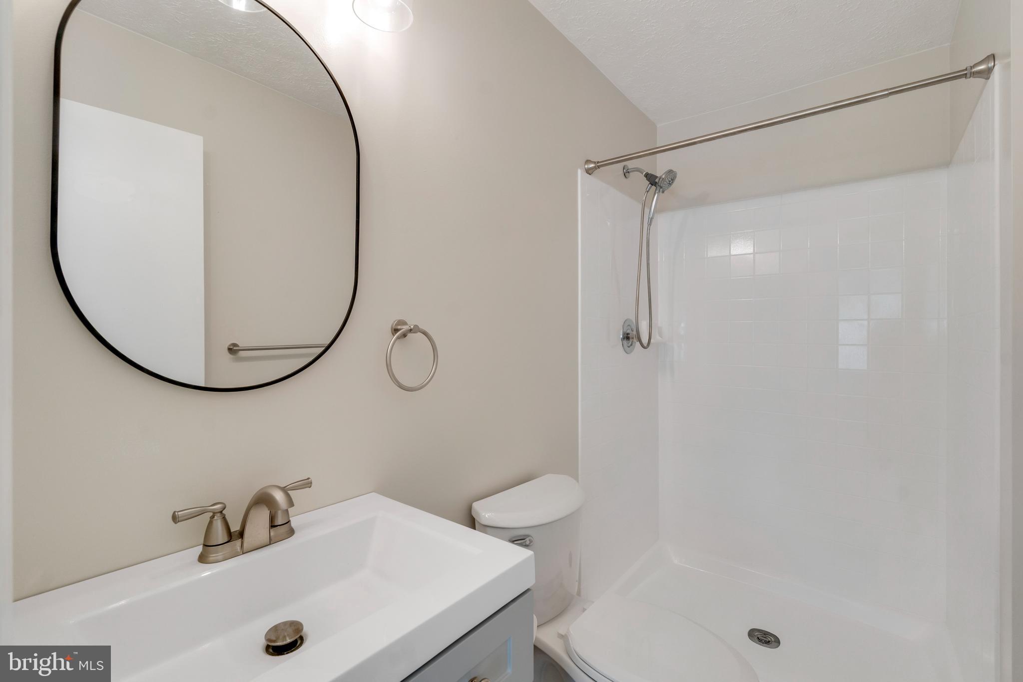 RIVERSIDE - Residential