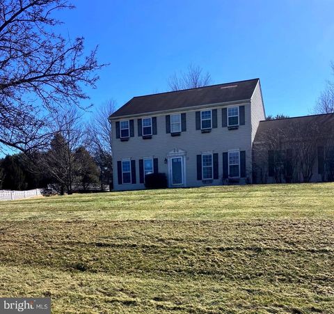 Homes For Sale - 329 Heron Drive<br/> LINCOLN UNIVERSITY, PA 19352