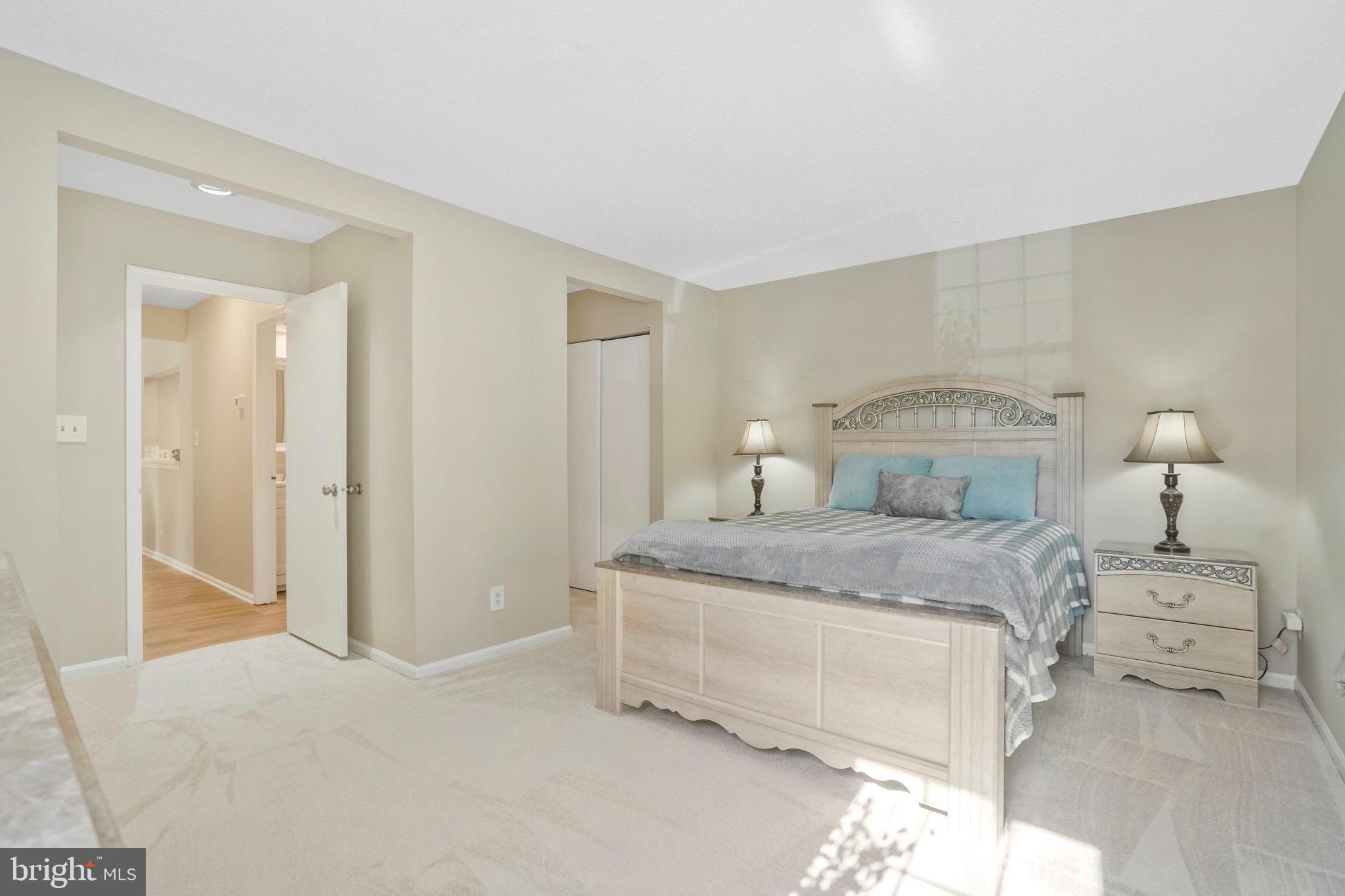 THE COVE - Residential