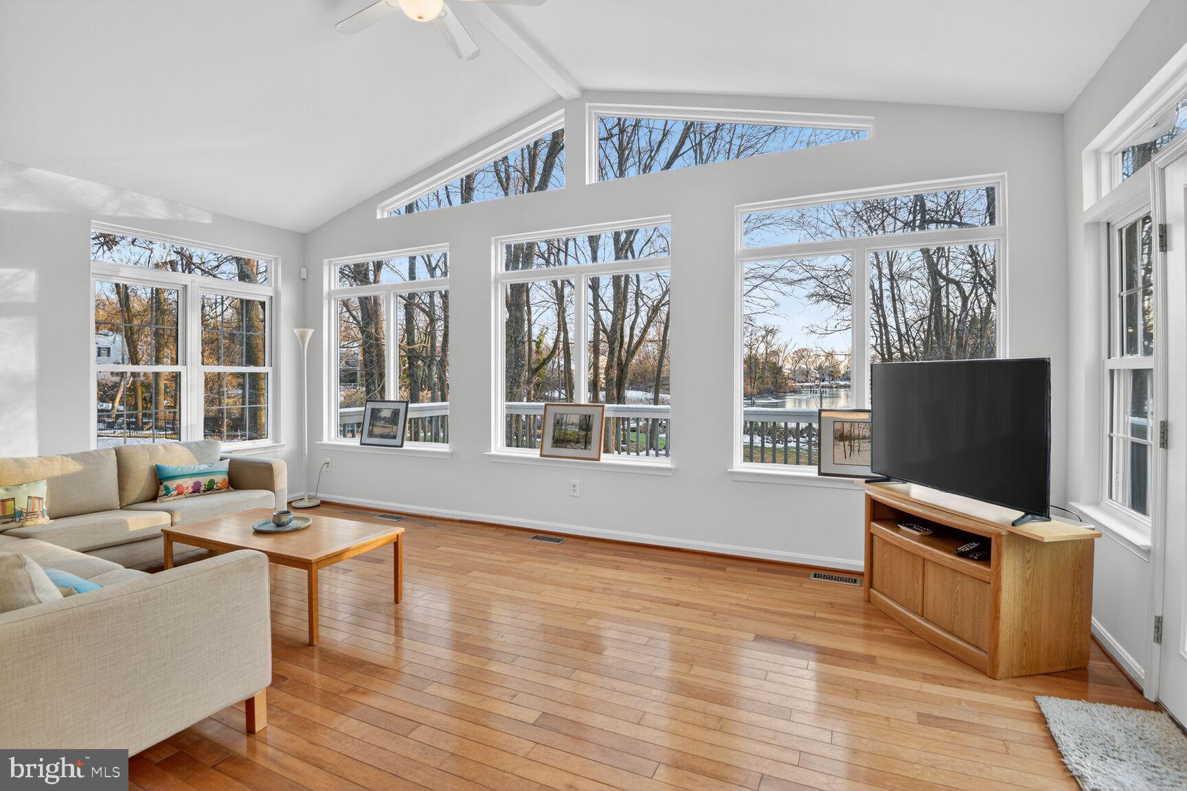 KITTY CREEK - Residential