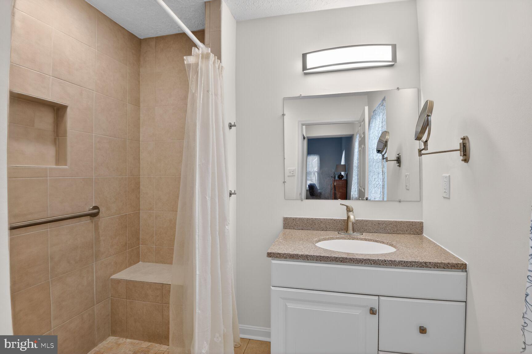 KITTY CREEK - Residential