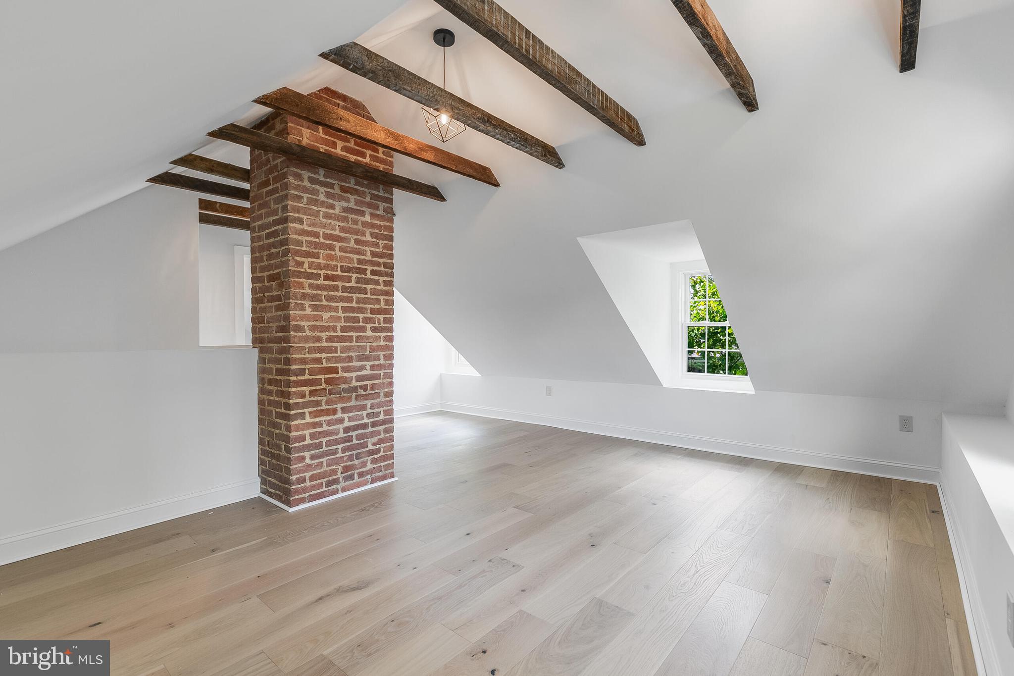 CHEVY CHASE - Residential