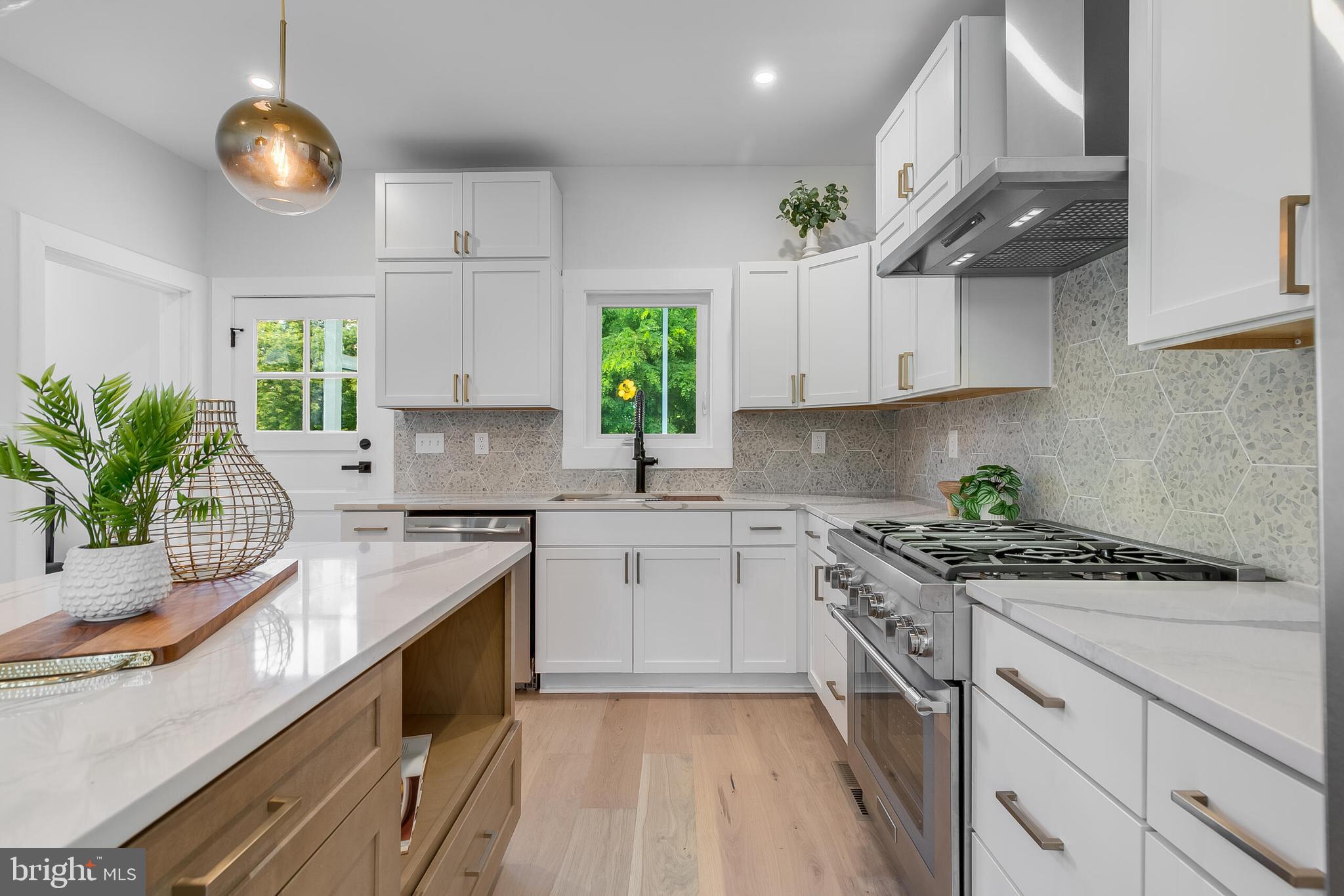 CHEVY CHASE - Residential