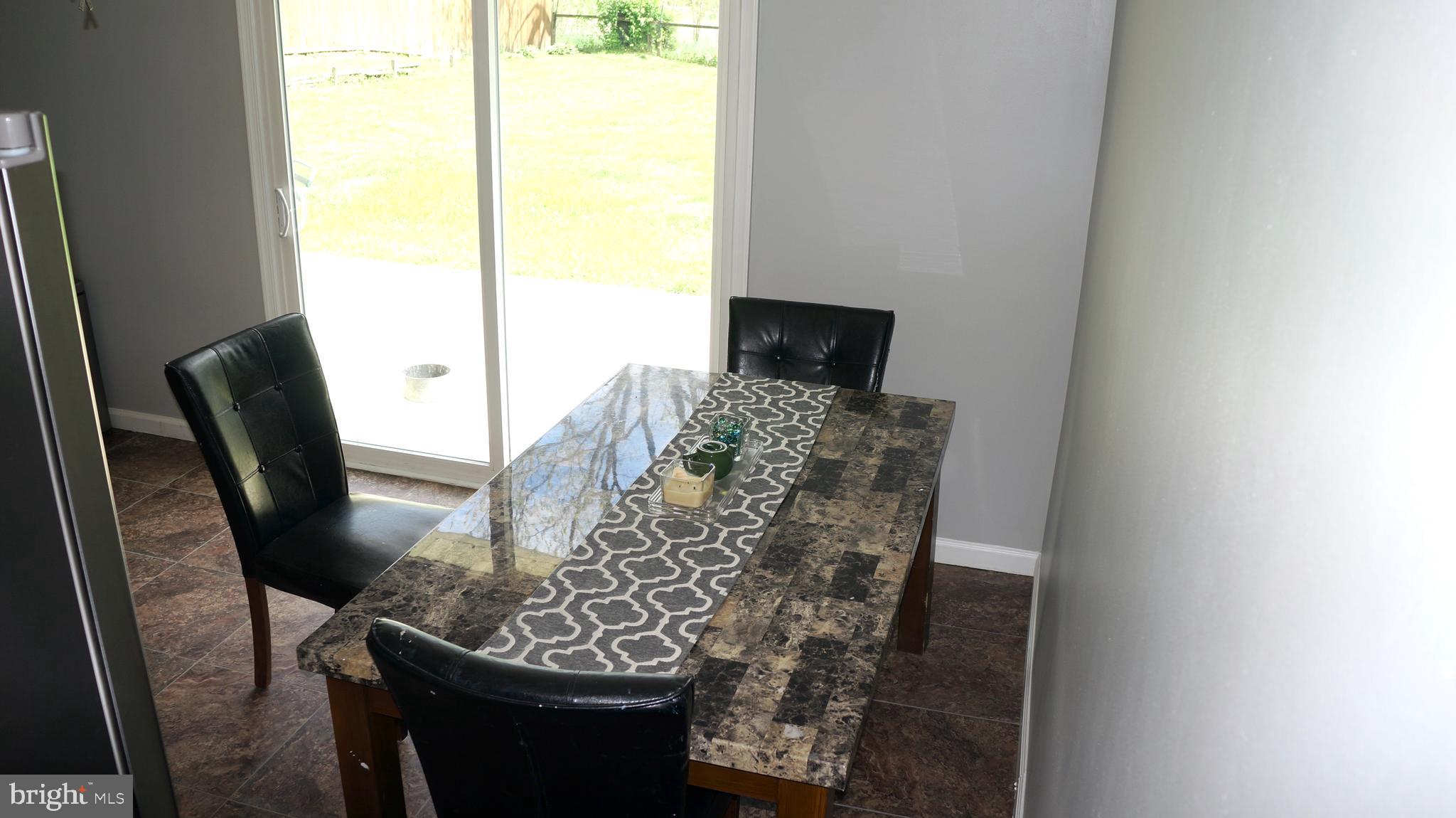 WHITE ROCK - Residential