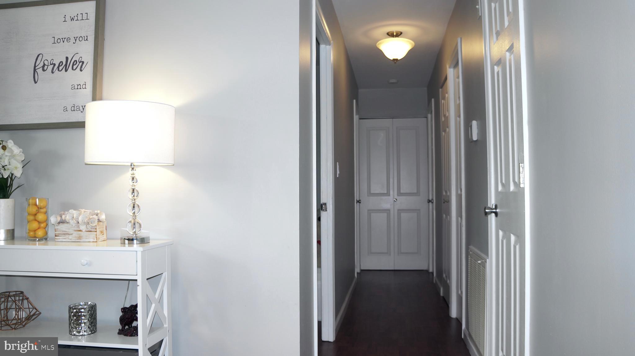 WHITE ROCK - Residential