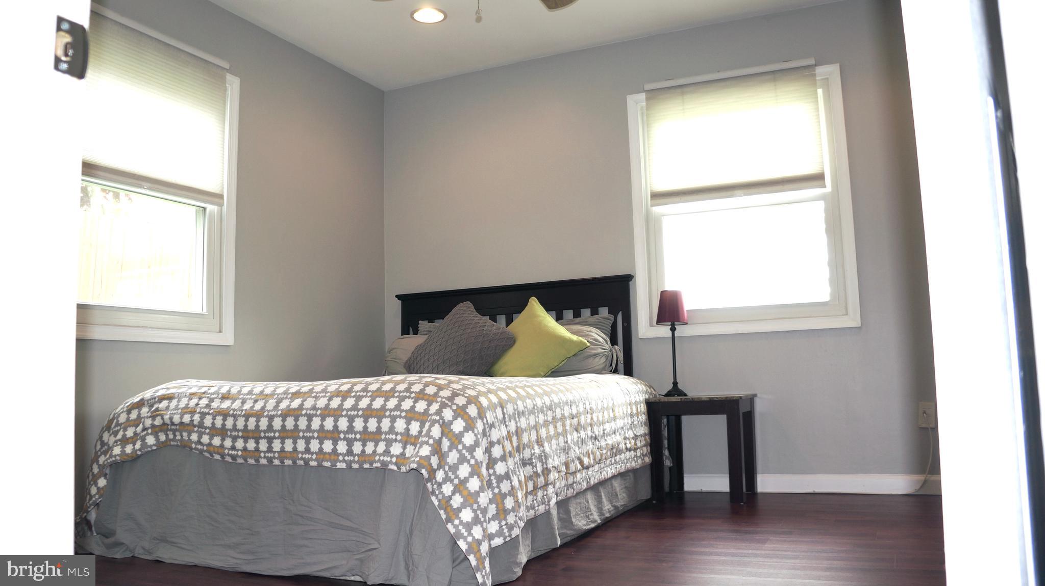 WHITE ROCK - Residential