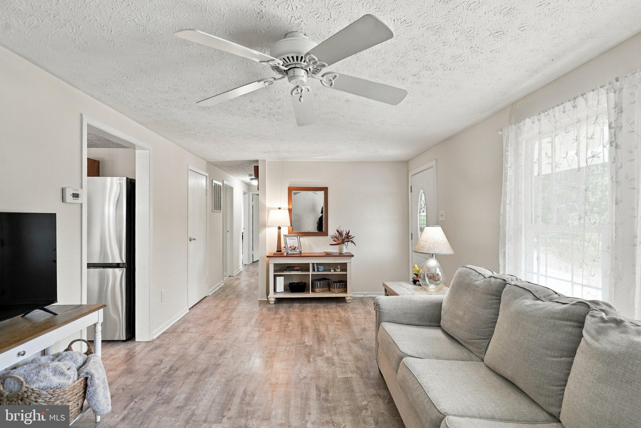 6075 GAIL LANE
