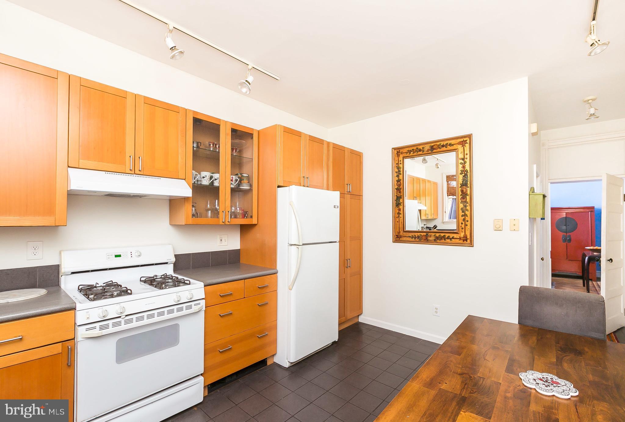 CHARLES VILLAGE - Residential