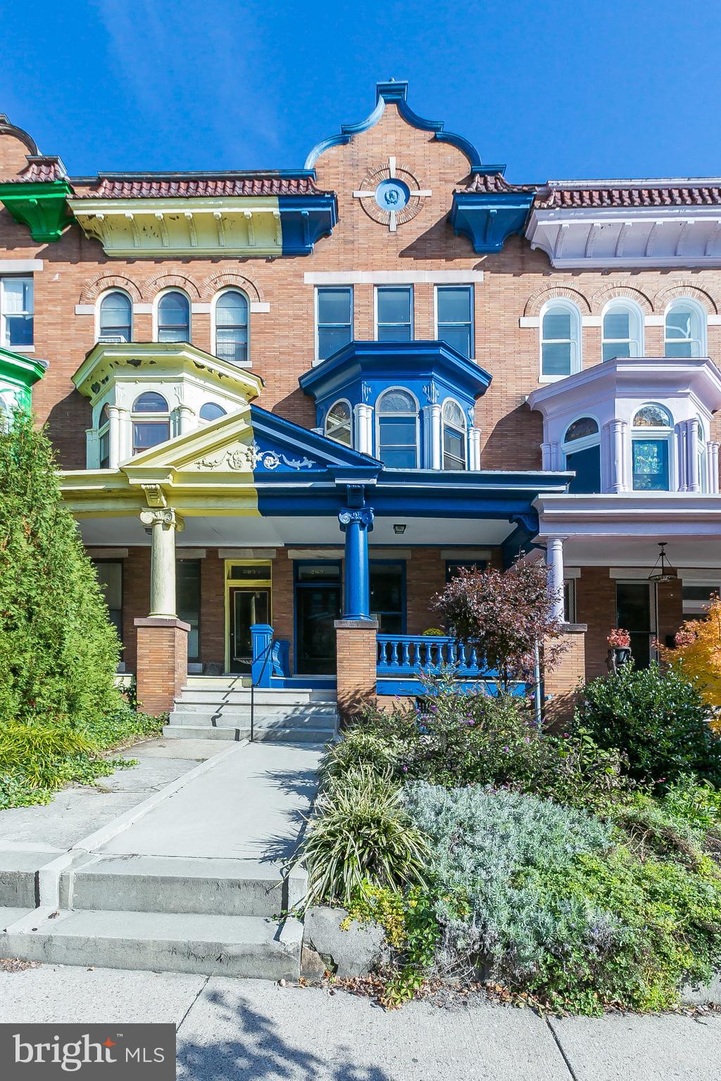 CHARLES VILLAGE - Residential