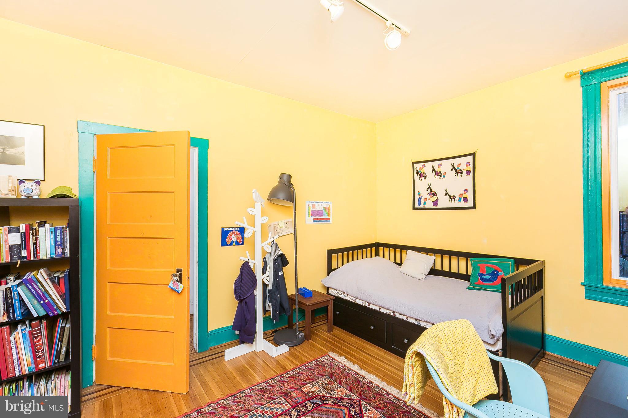 CHARLES VILLAGE - Residential