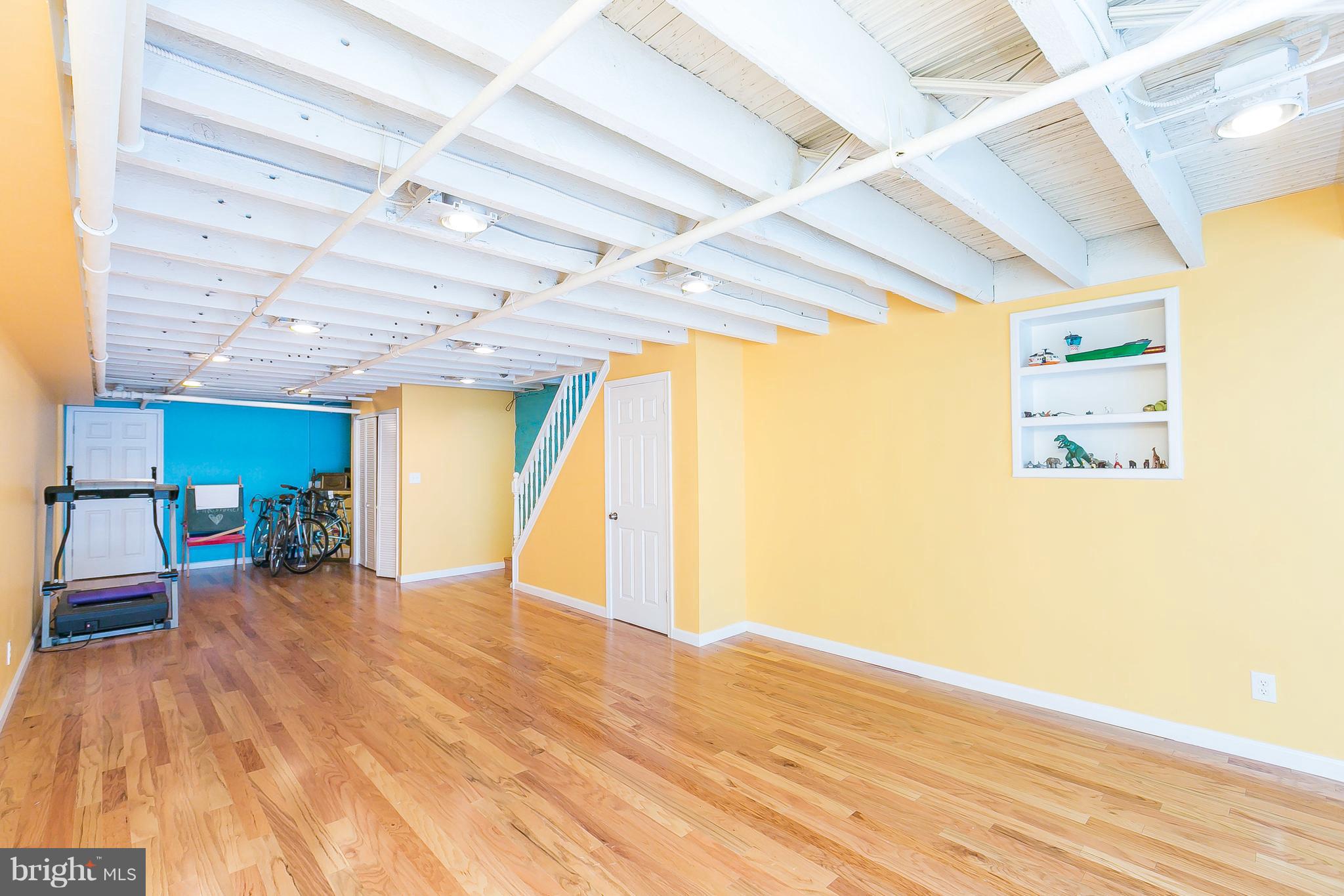 CHARLES VILLAGE - Residential