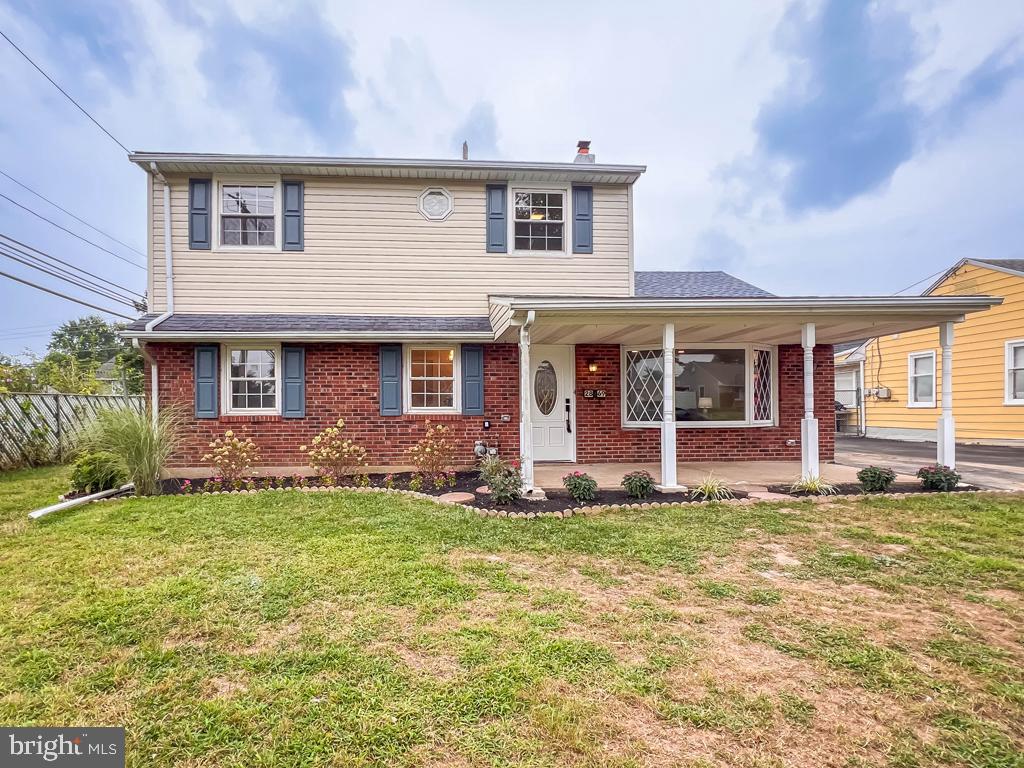 This newly renovated home is a must see. Updates include new flooring, fresh paint, new kitchen cabinets and counters, kitchen island, stainless steel appliances and newly updated bathrooms. Schedule your showing today!