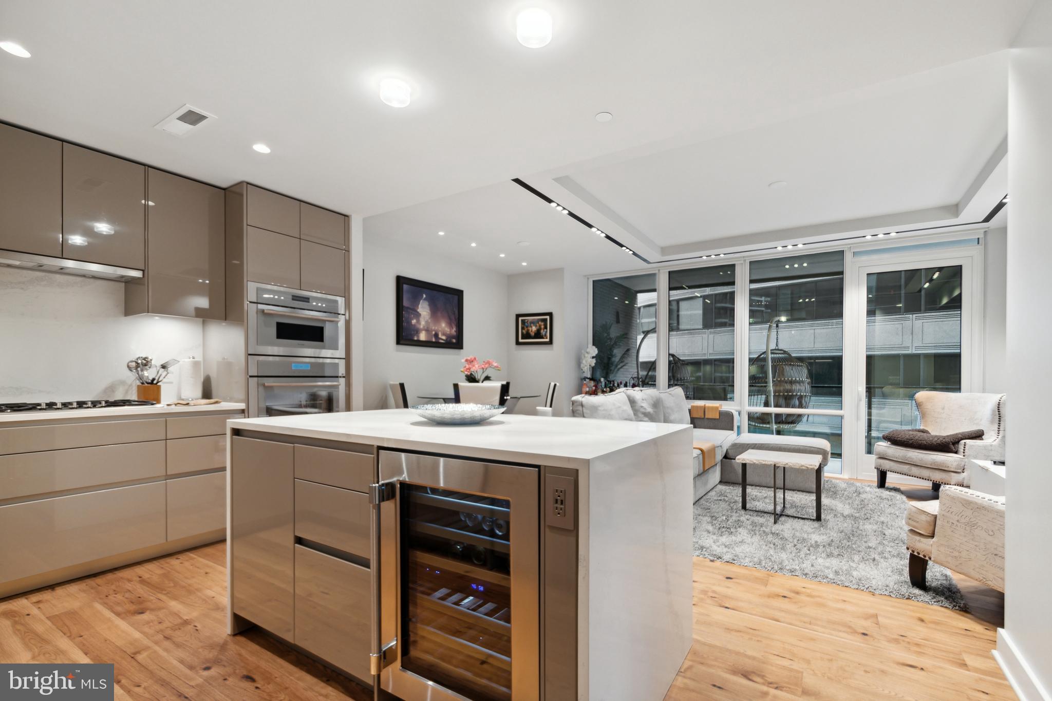 1781 N PIERCE STREET 604