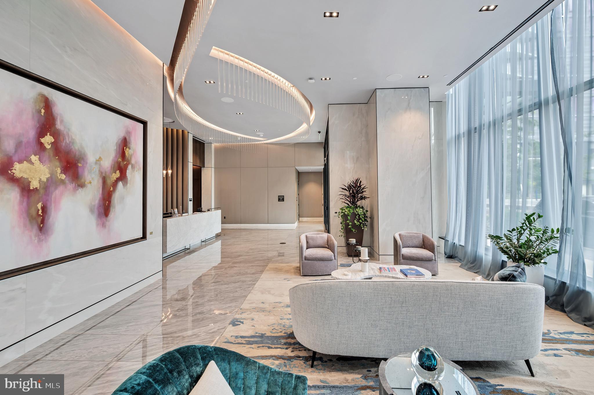 ROSSLYN - Residential Lease