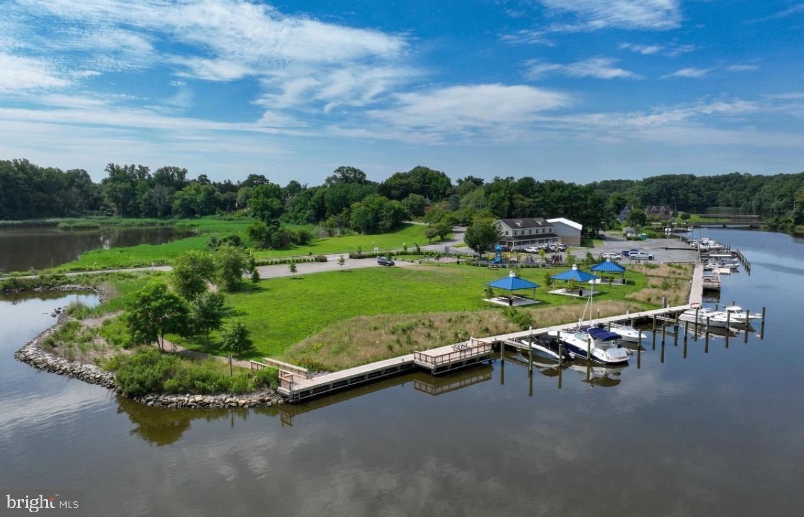 TOWN OF CENTREVILLE - Residential