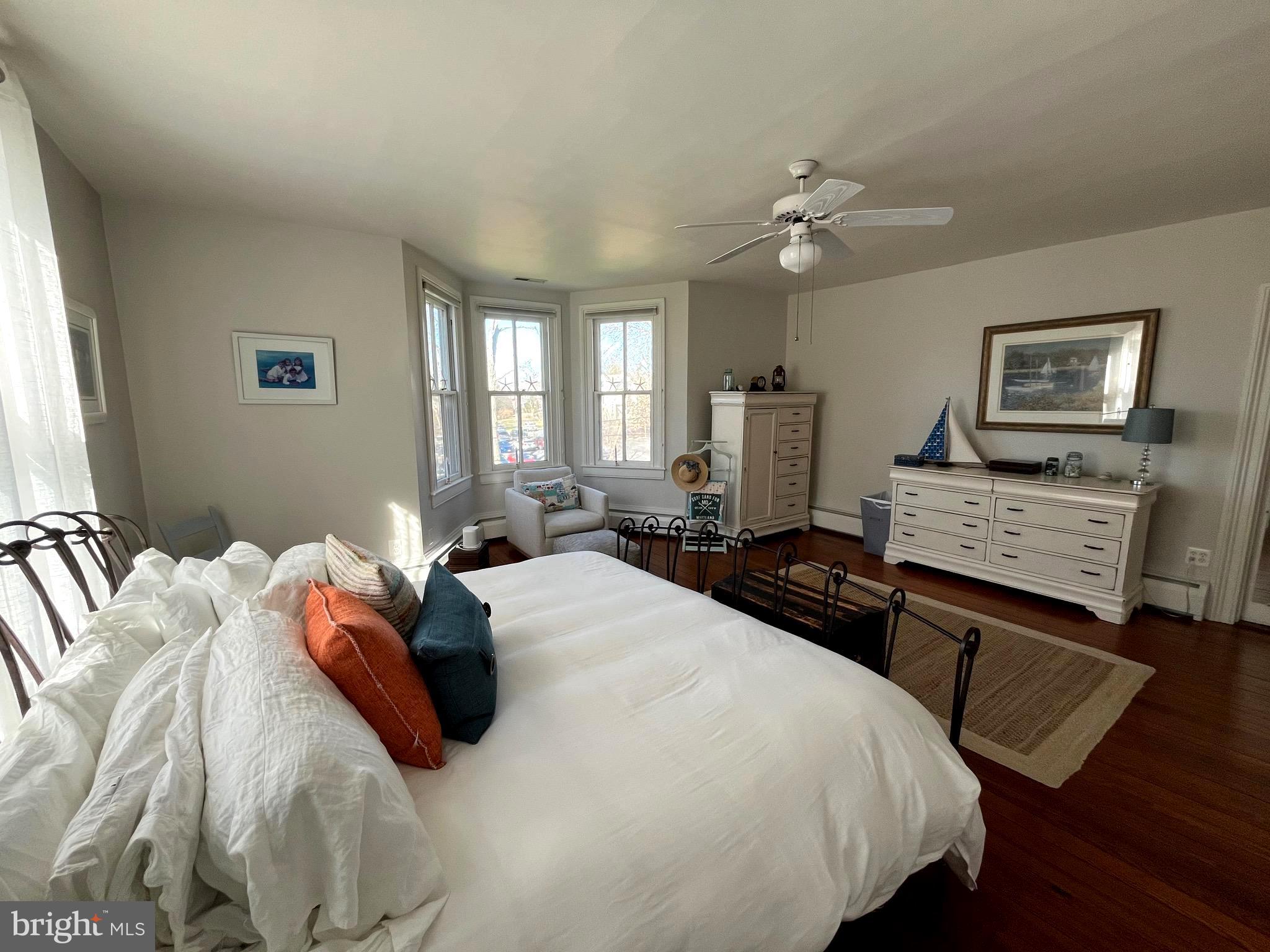 TOWN OF CENTREVILLE - Residential