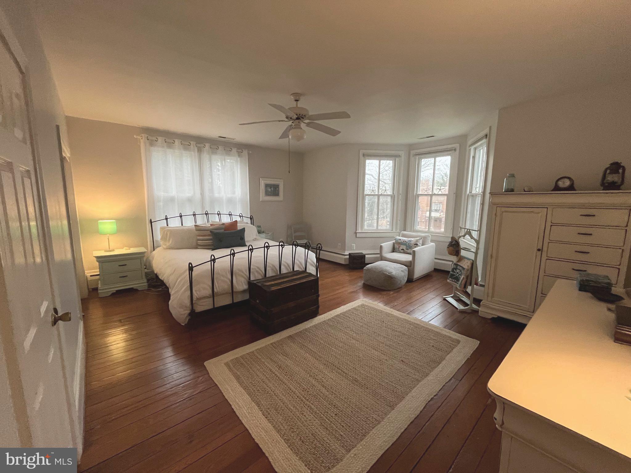 TOWN OF CENTREVILLE - Residential