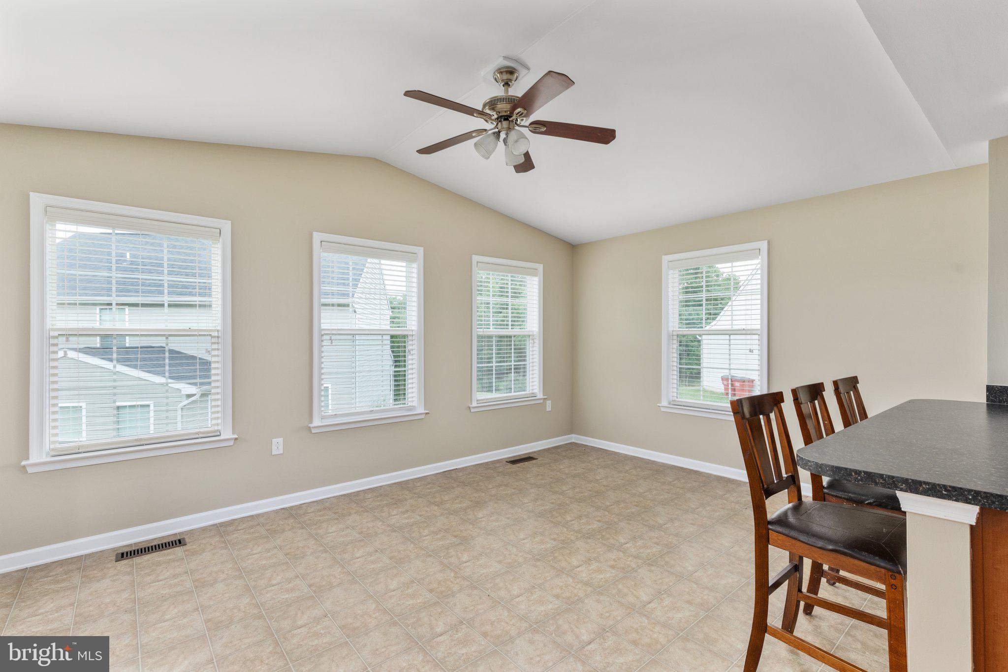 BENTWOOD ESTATES - Residential Lease