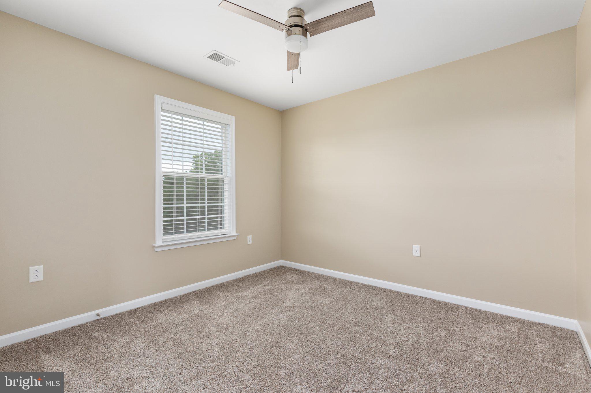 BENTWOOD ESTATES - Residential Lease