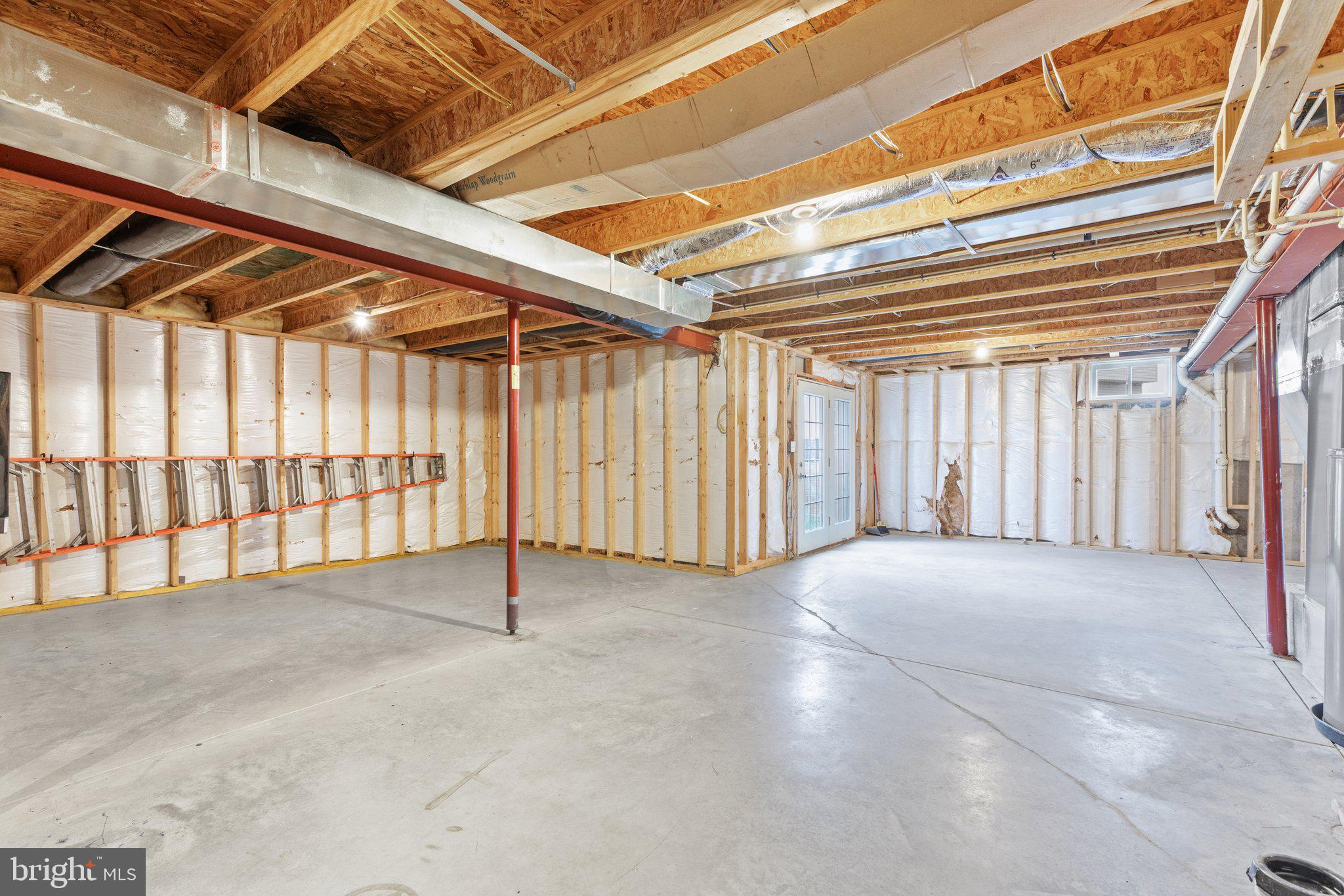 BENTWOOD ESTATES - Residential Lease