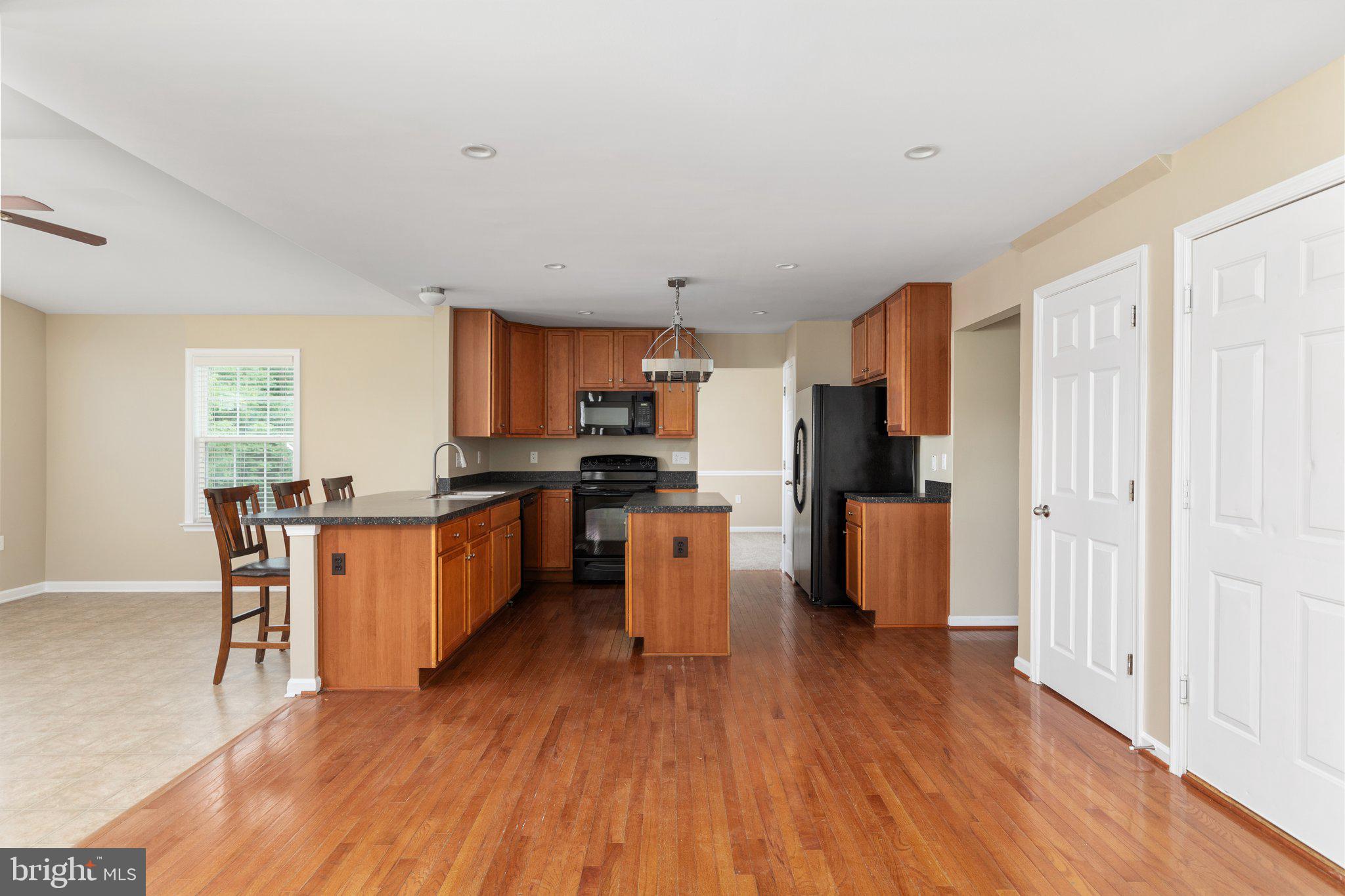 BENTWOOD ESTATES - Residential Lease