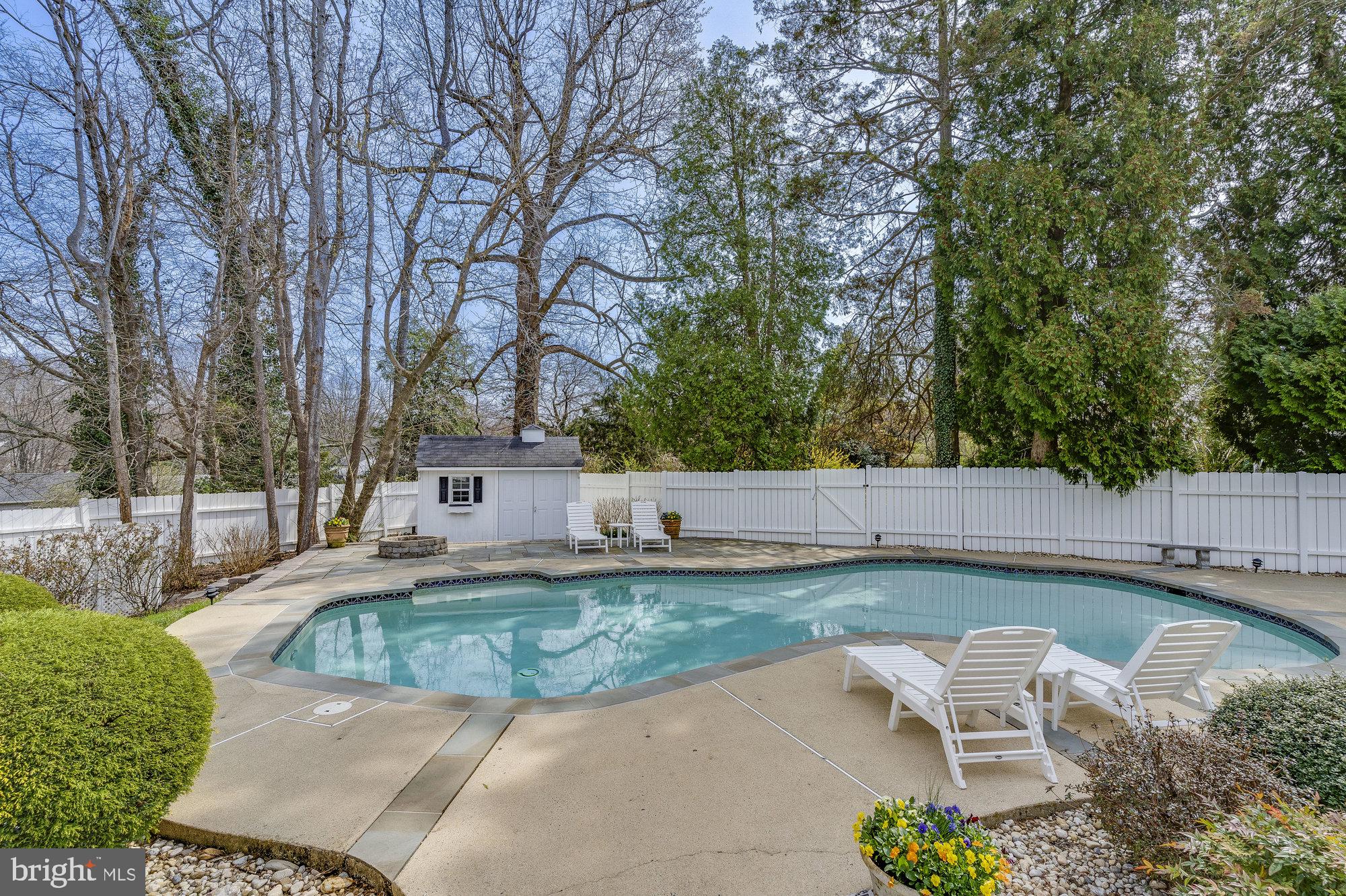 OAKCREST - Residential