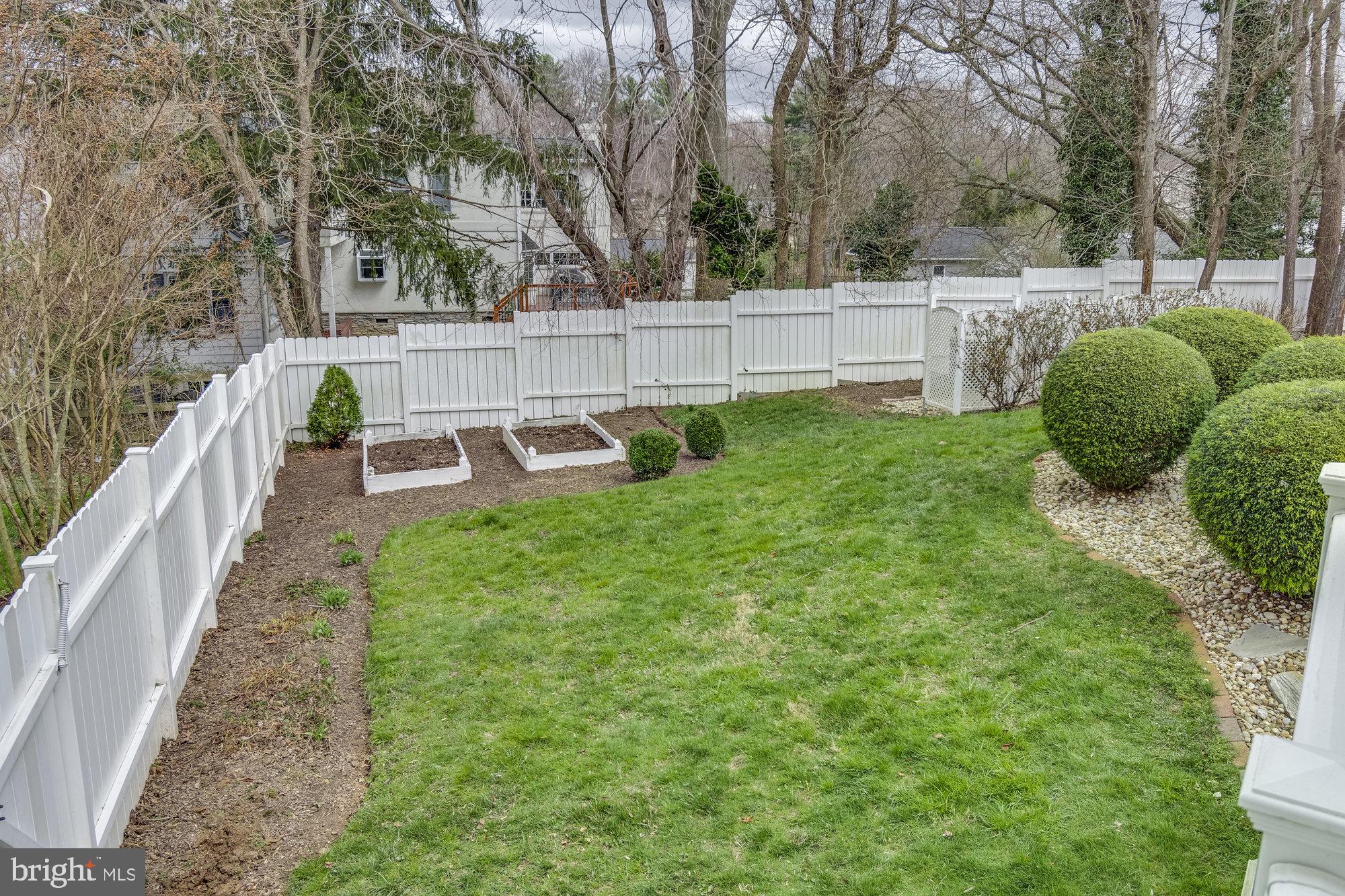 OAKCREST - Residential