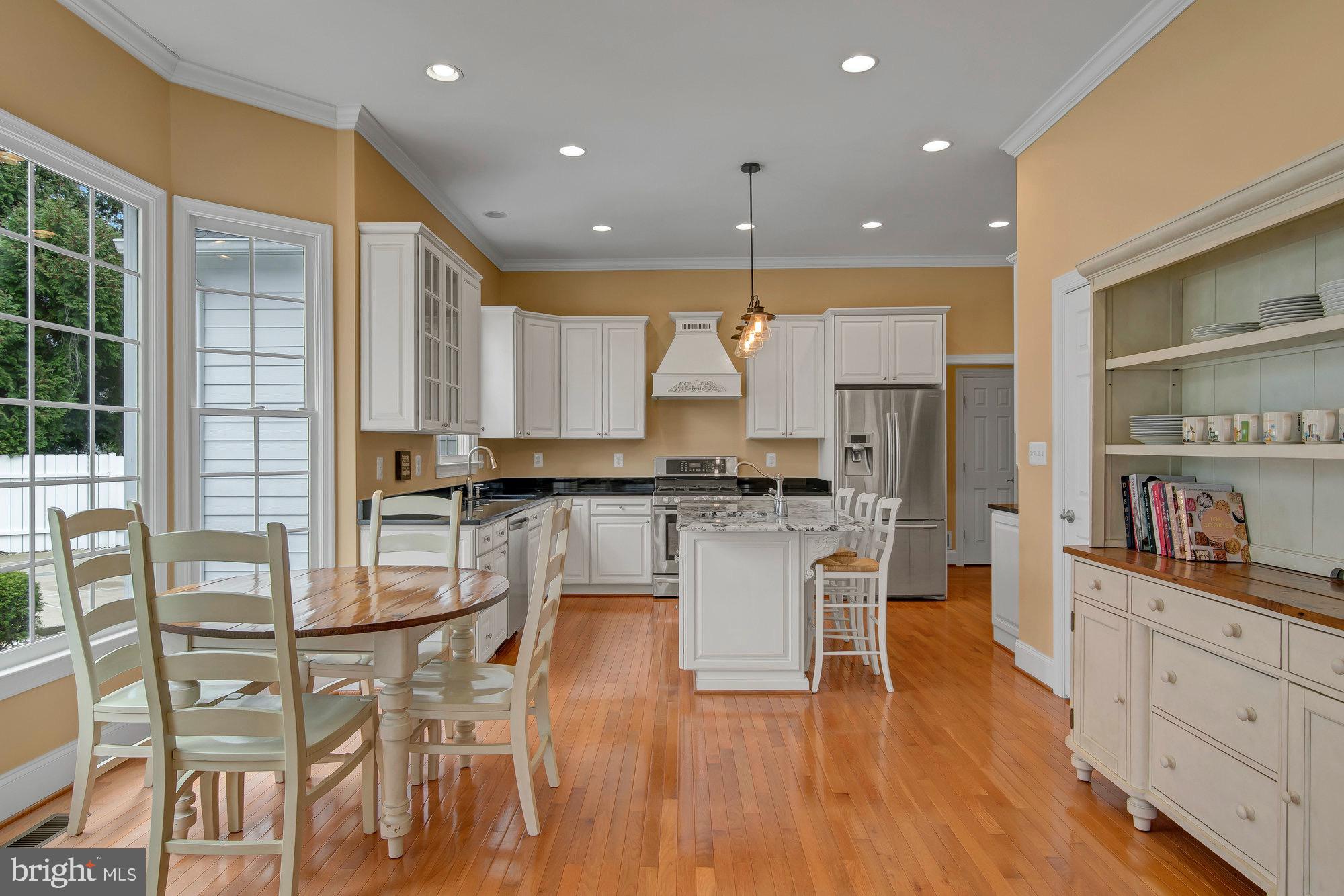 OAKCREST - Residential