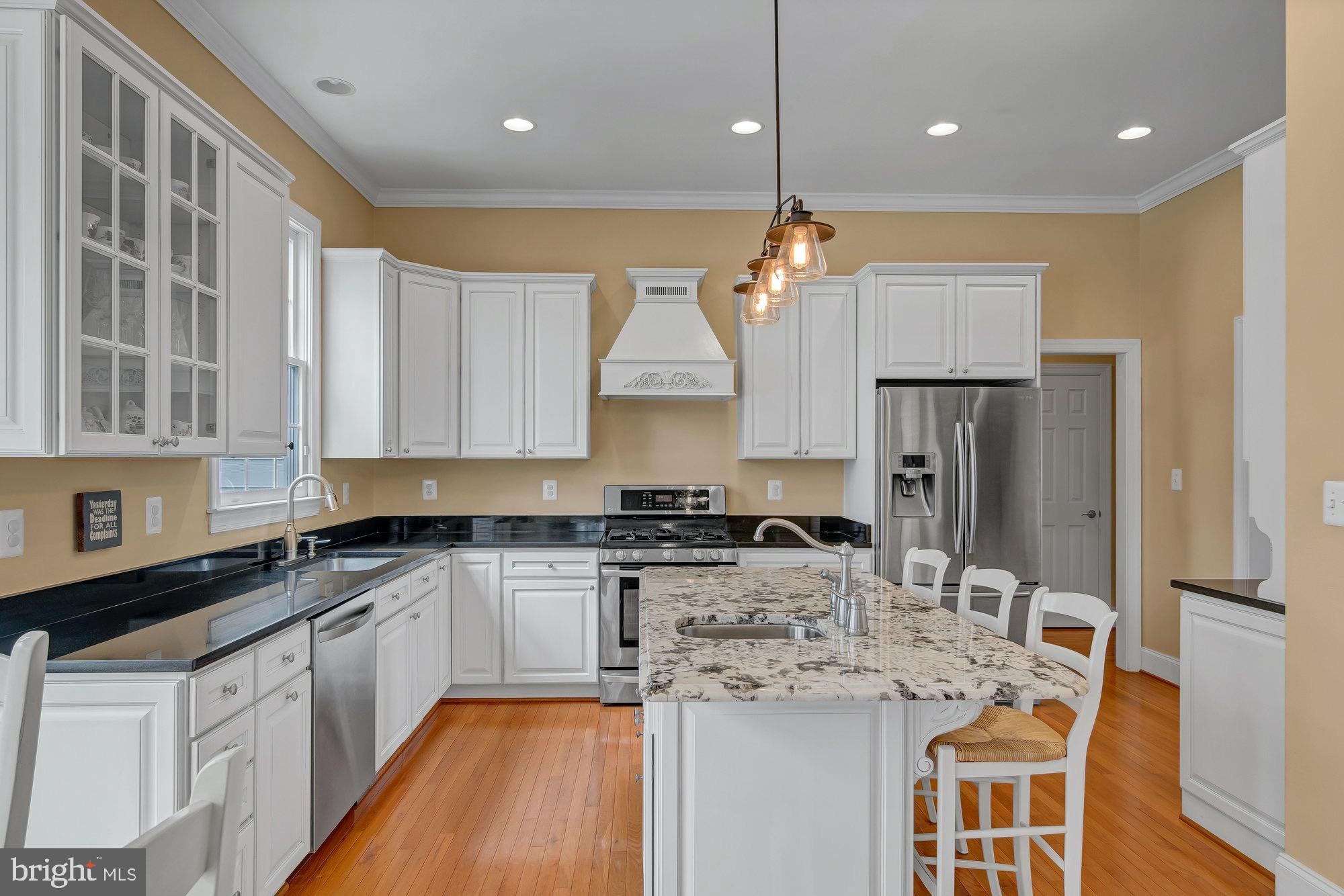 OAKCREST - Residential