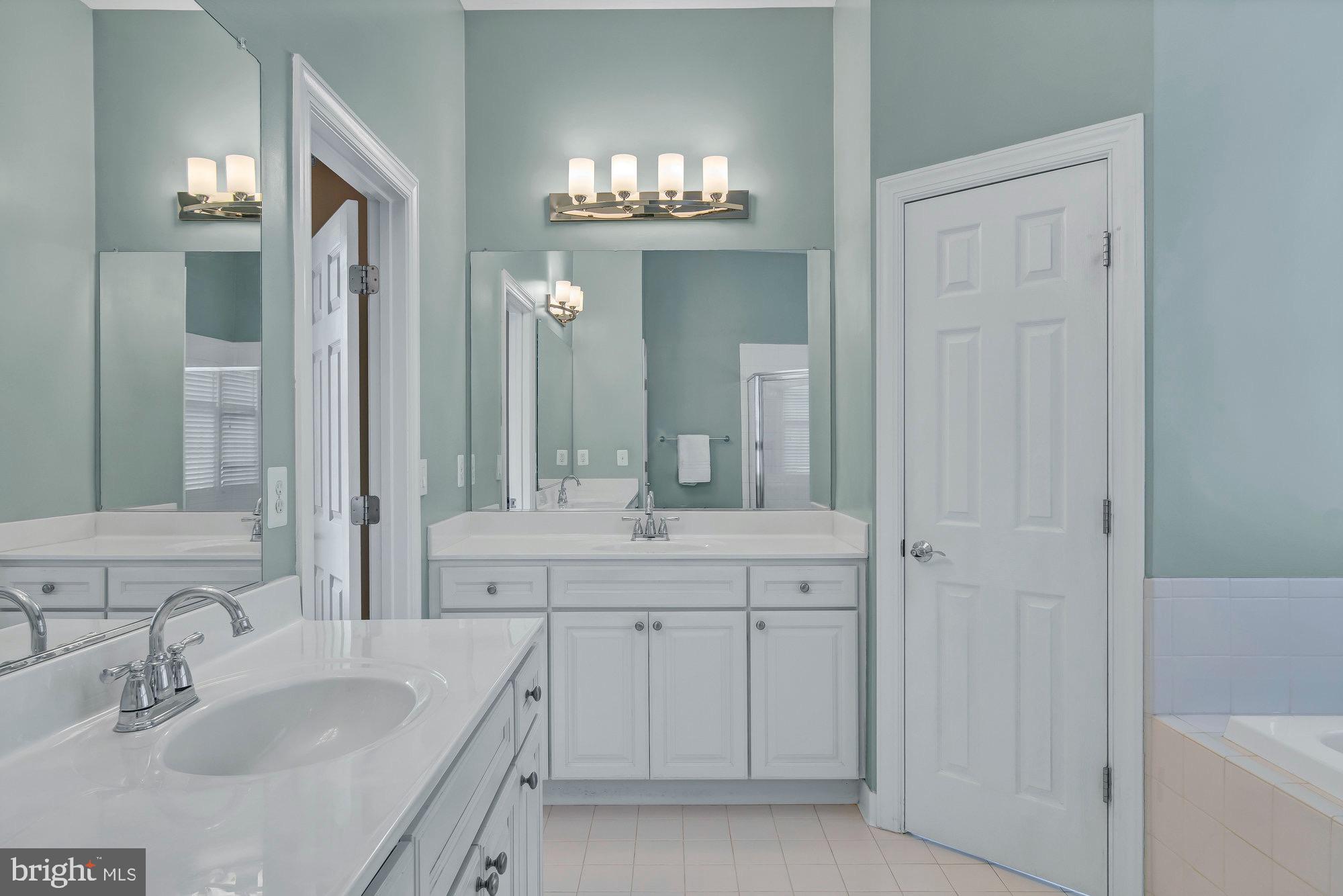 OAKCREST - Residential