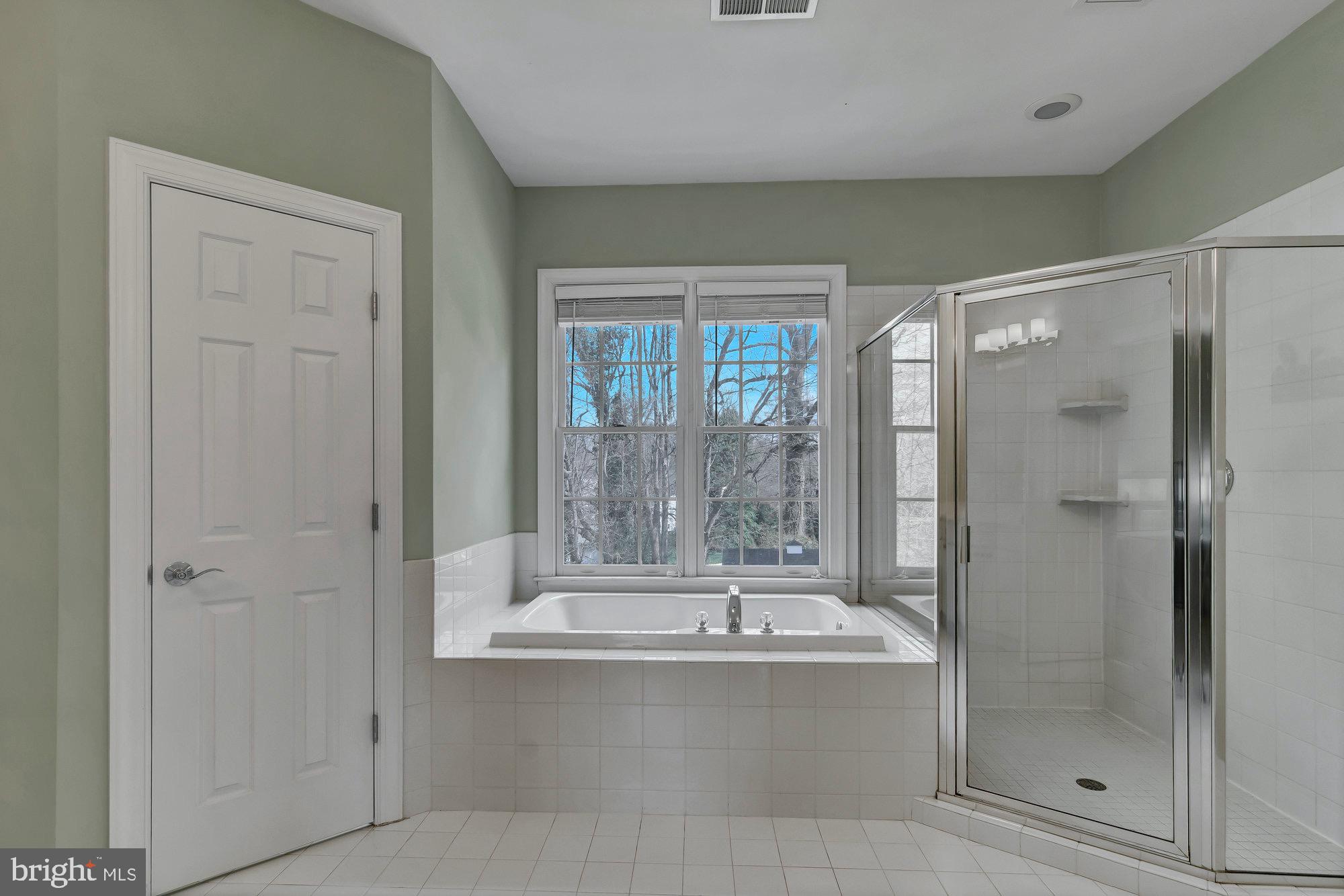 OAKCREST - Residential