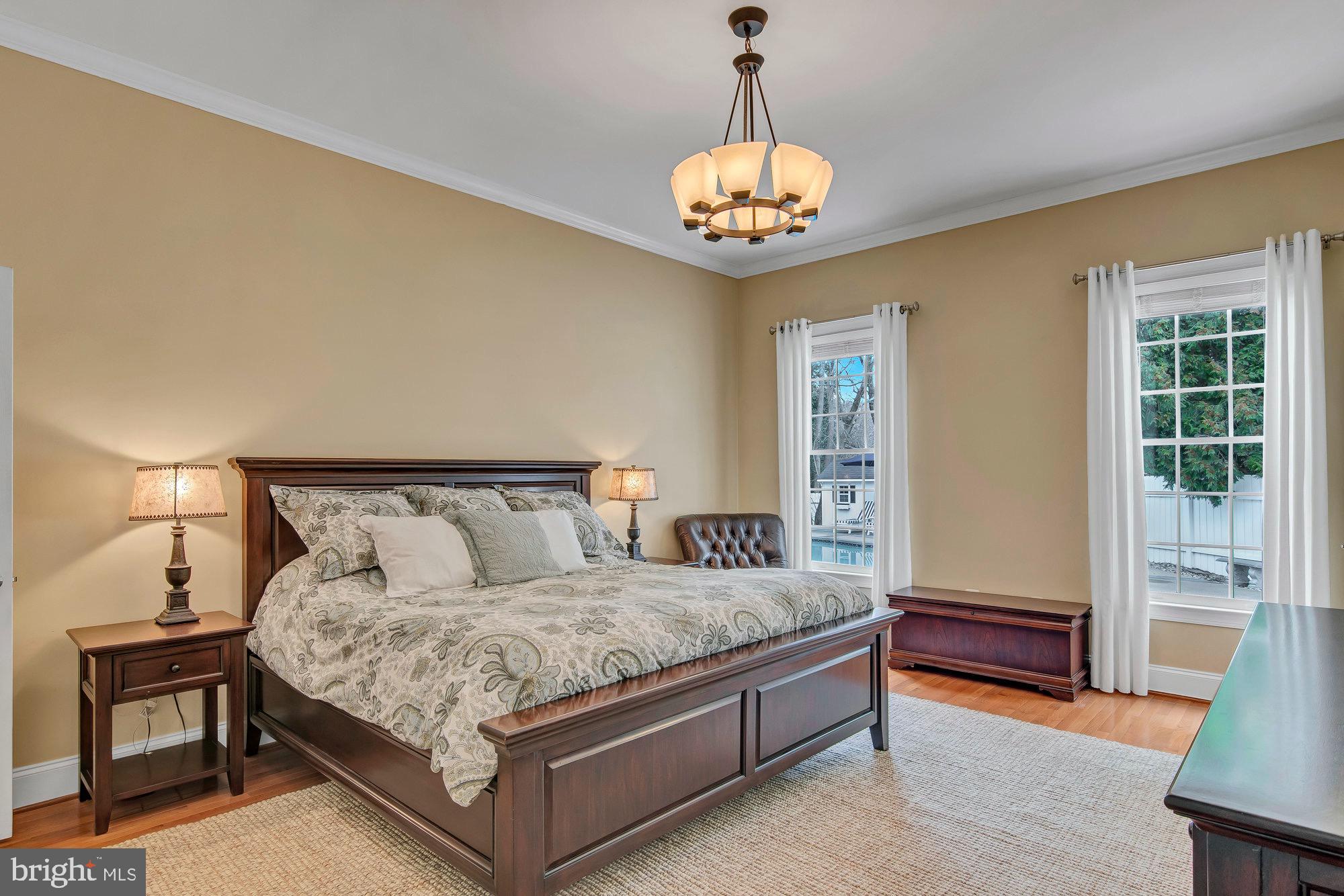 OAKCREST - Residential