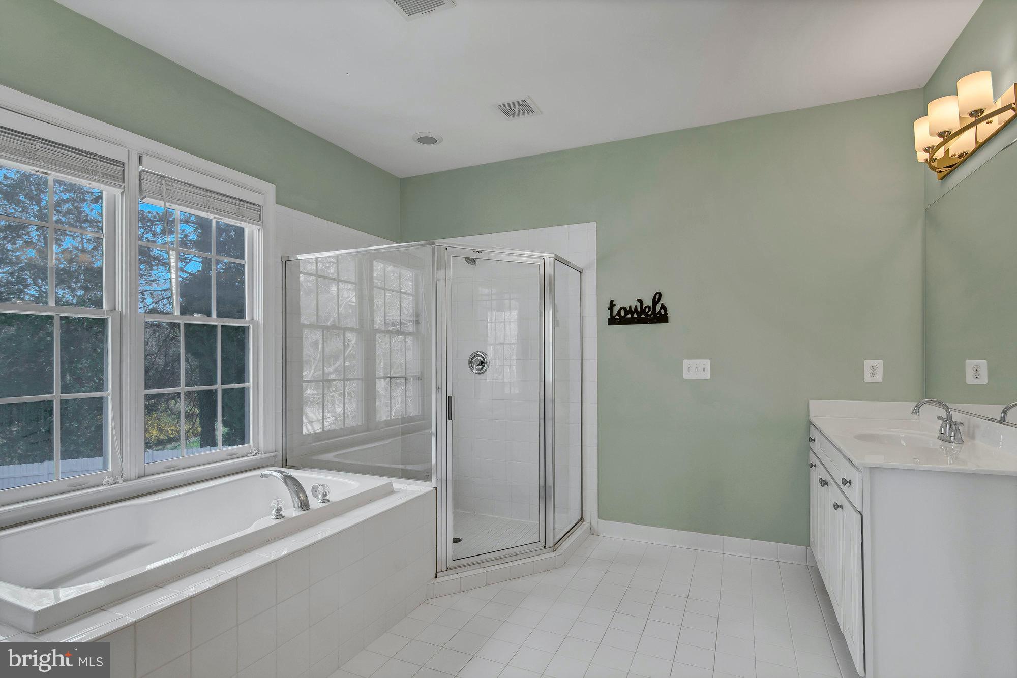 OAKCREST - Residential