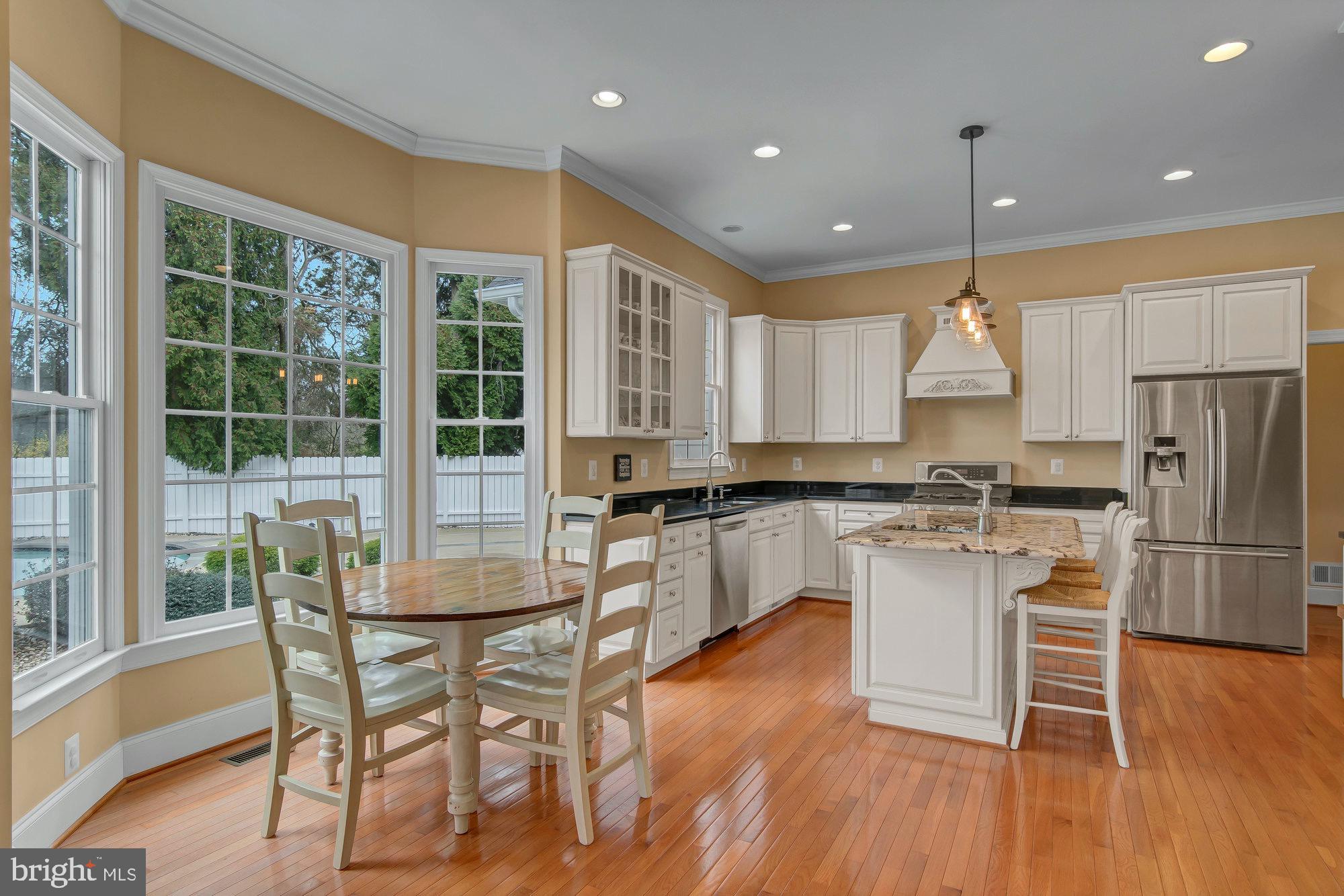 OAKCREST - Residential