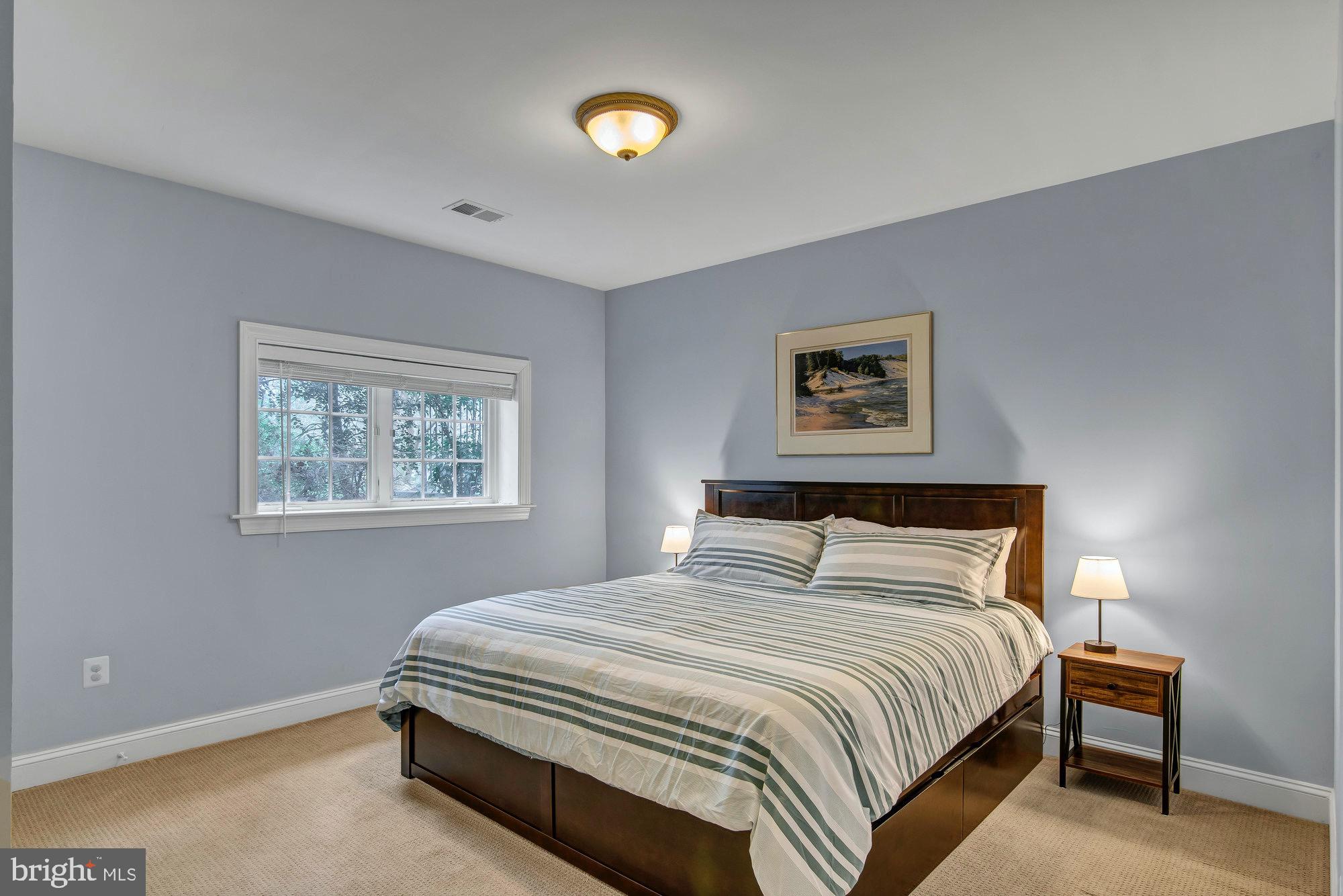 OAKCREST - Residential